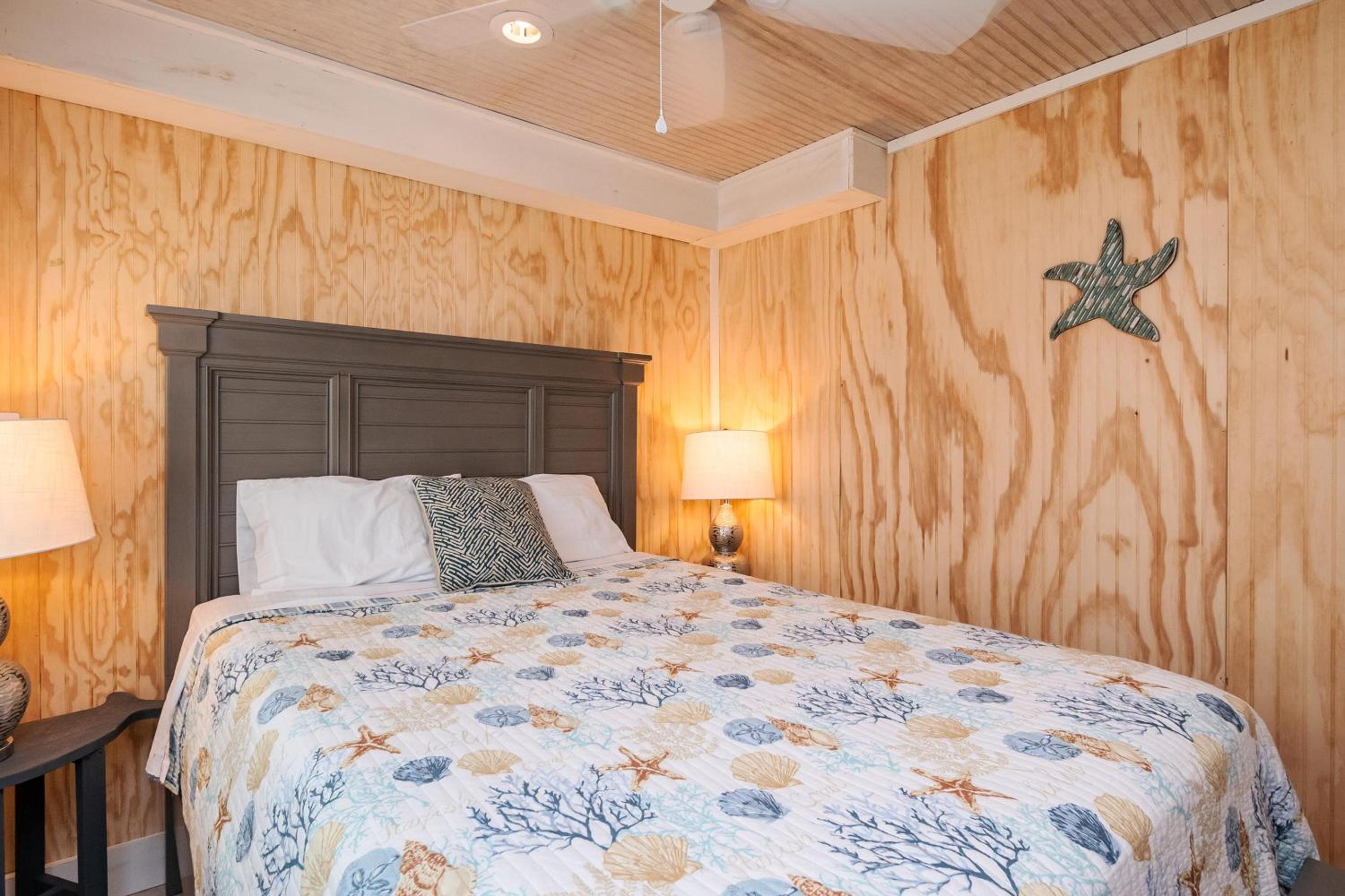 Boardwalk by Oak Island Accommodations view 3