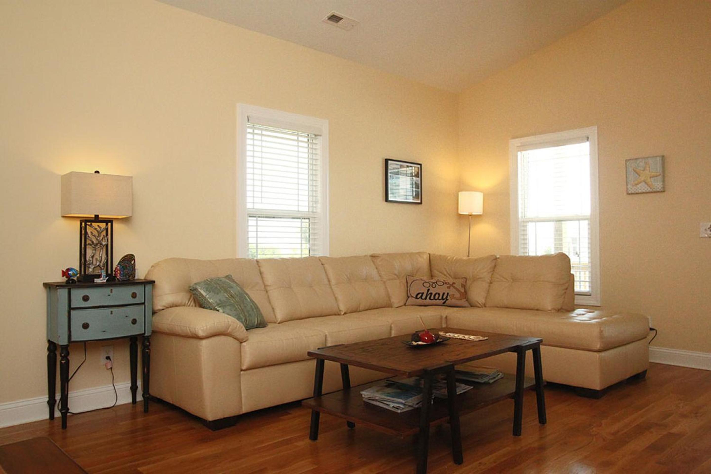 Bonne Mer by Oak Island Accommodations view 2