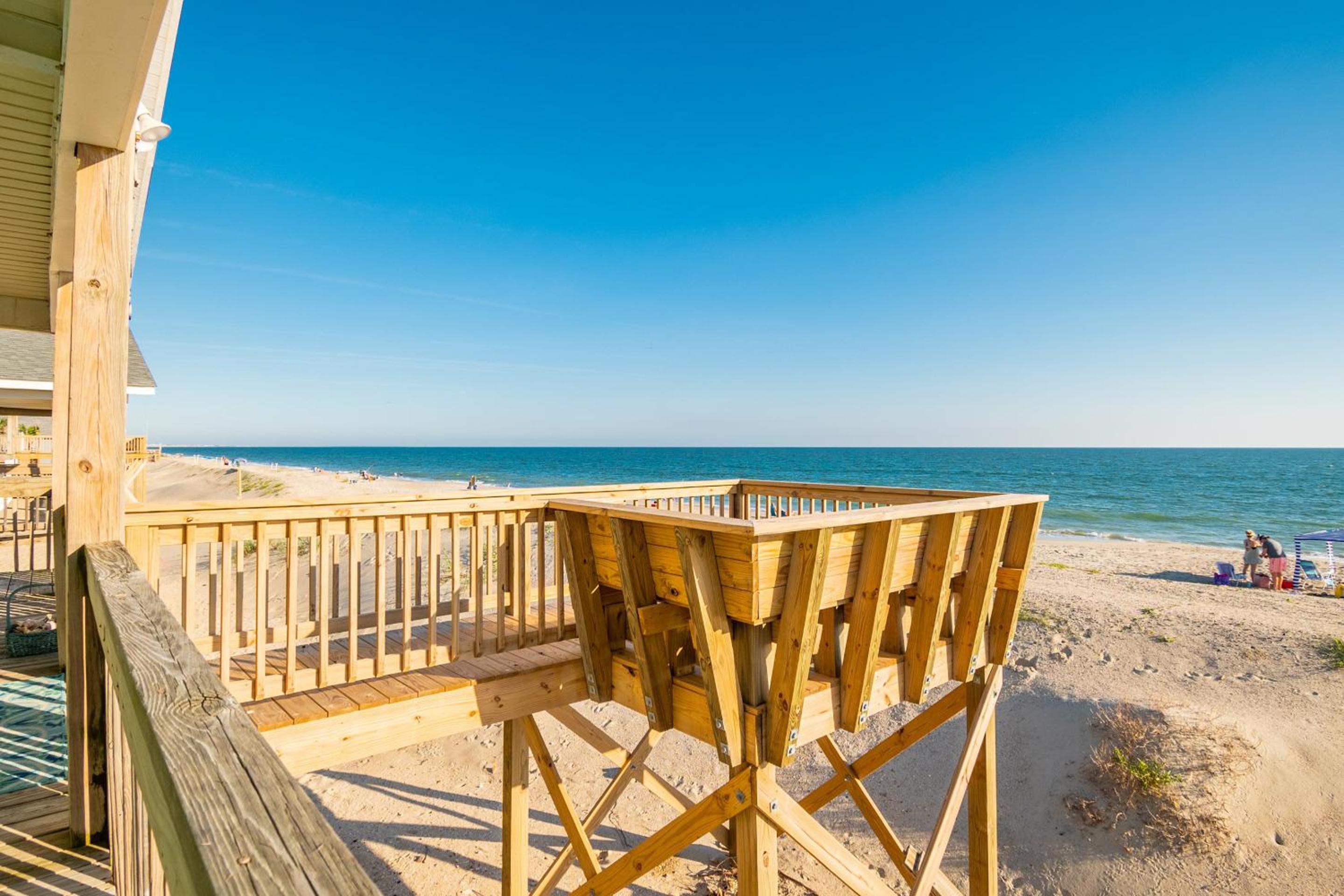 Boys Oh Boy by Oak Island Accommodations view 4