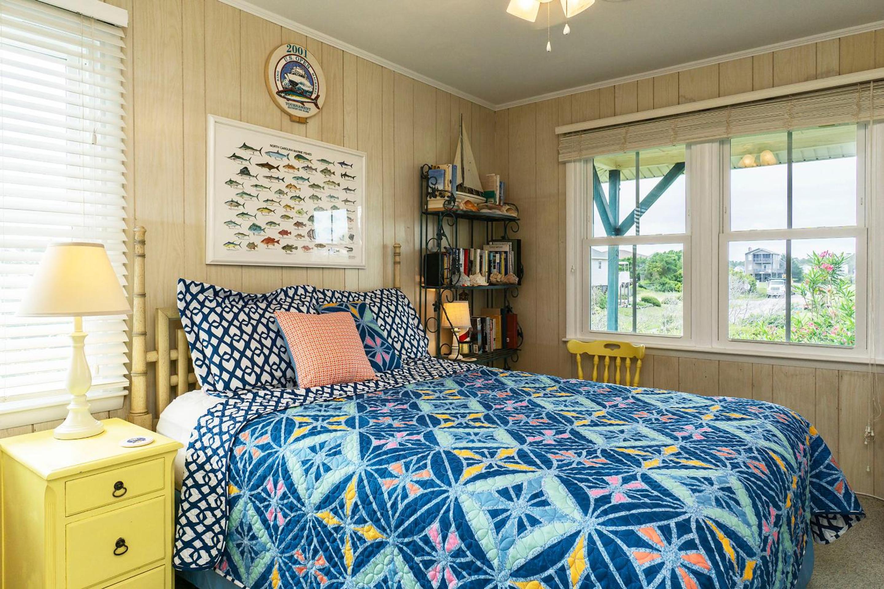 Surfsong by Oak Island Accommodations view 3
