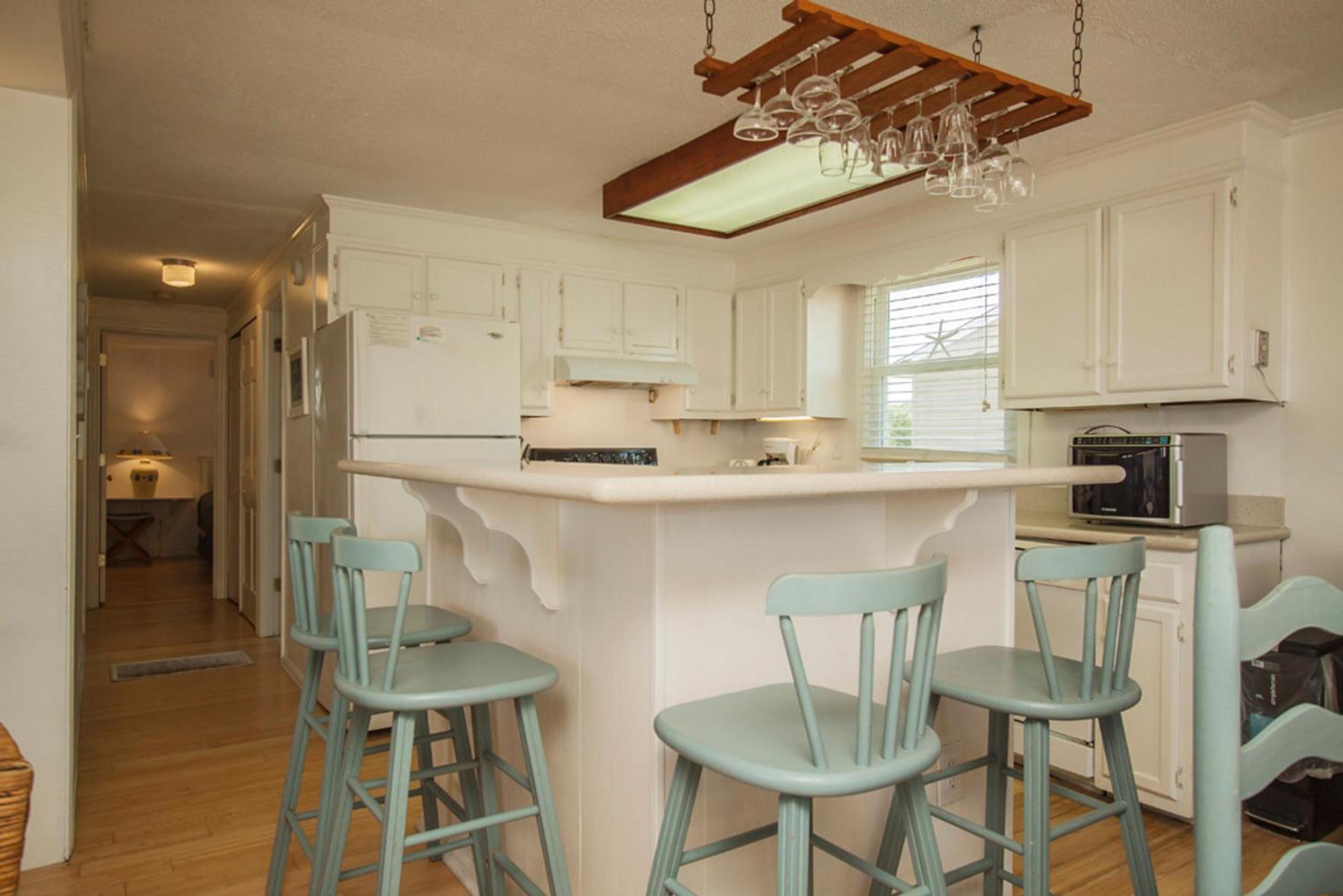 Sunkissed 2 by Oak Island Accommodations view 5
