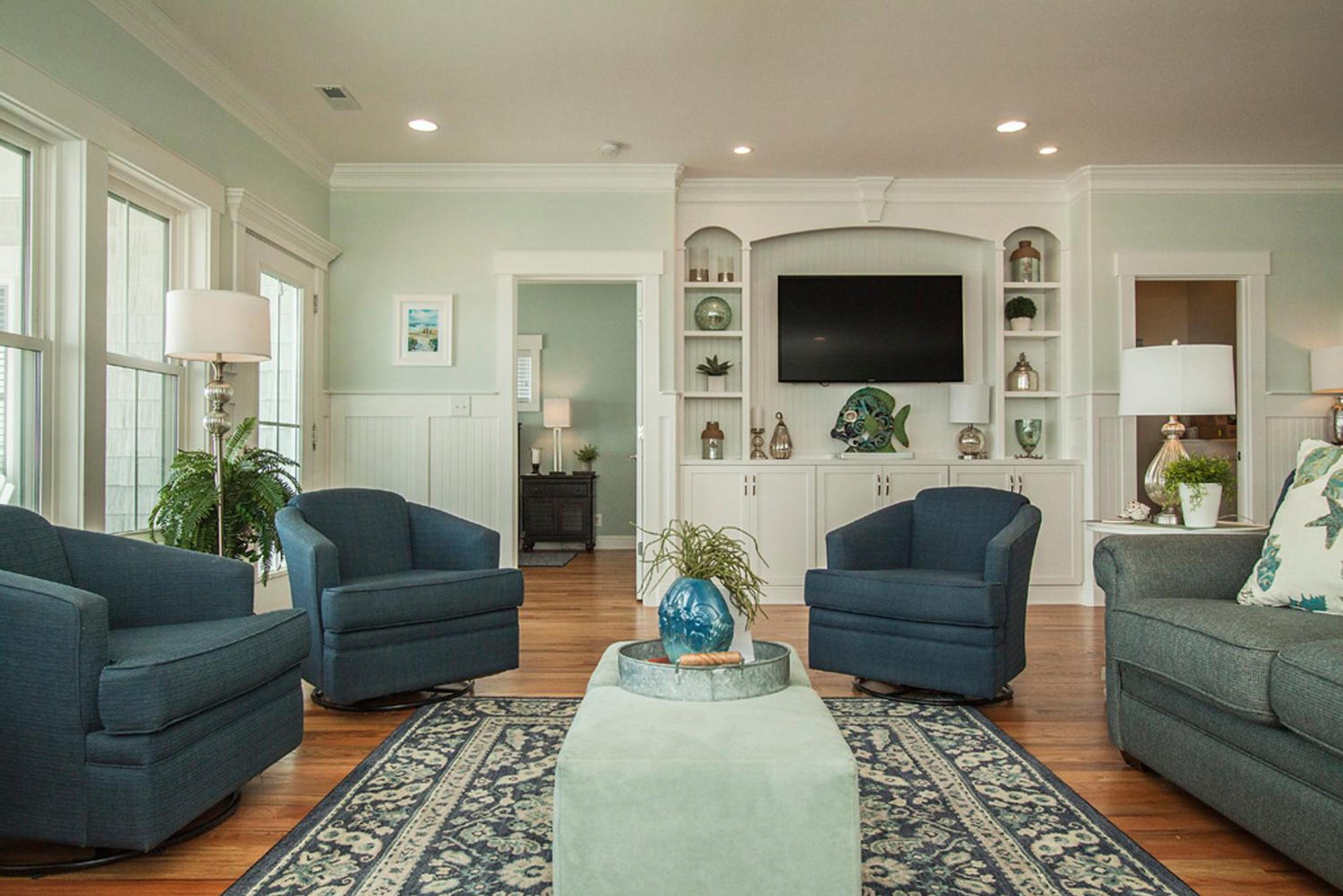 C & E By The Sea by Oak Island Accommodations view 2