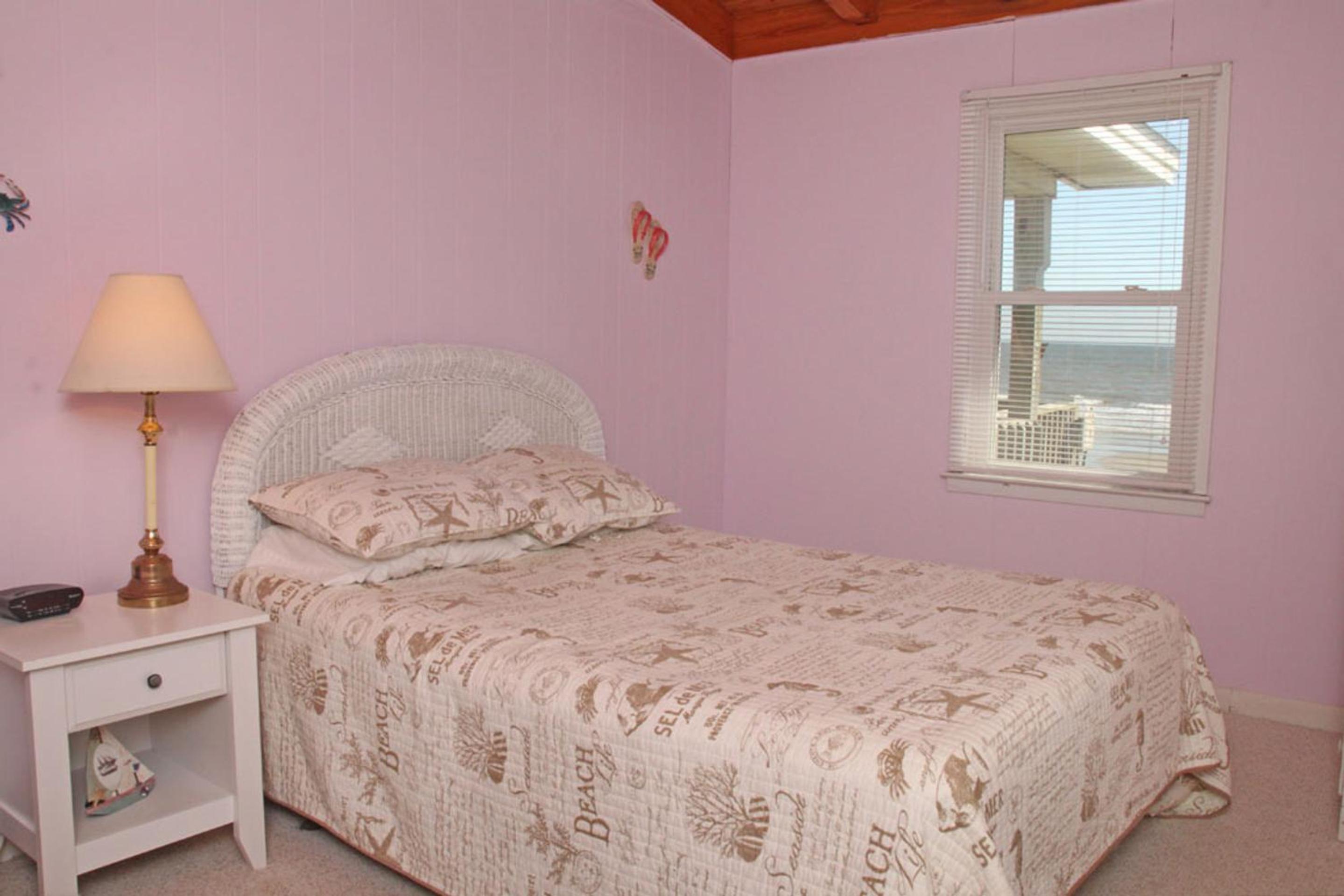 Cabana Boy by Oak Island Accommodations view 2