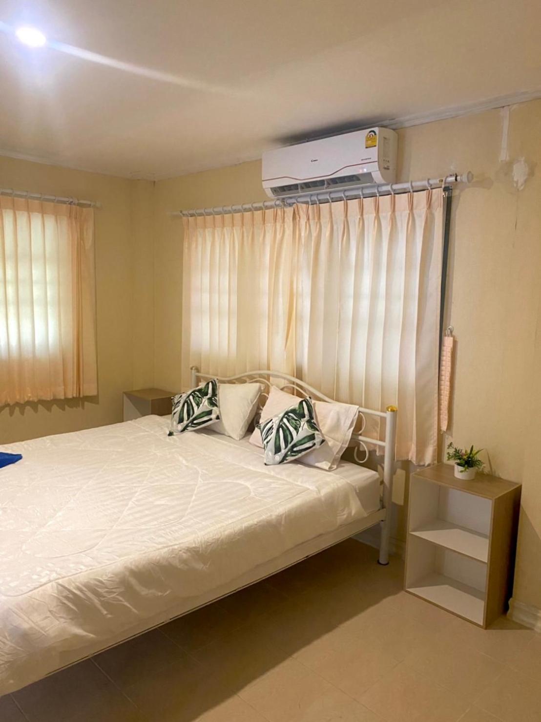 Baan Golden Resort & Residences