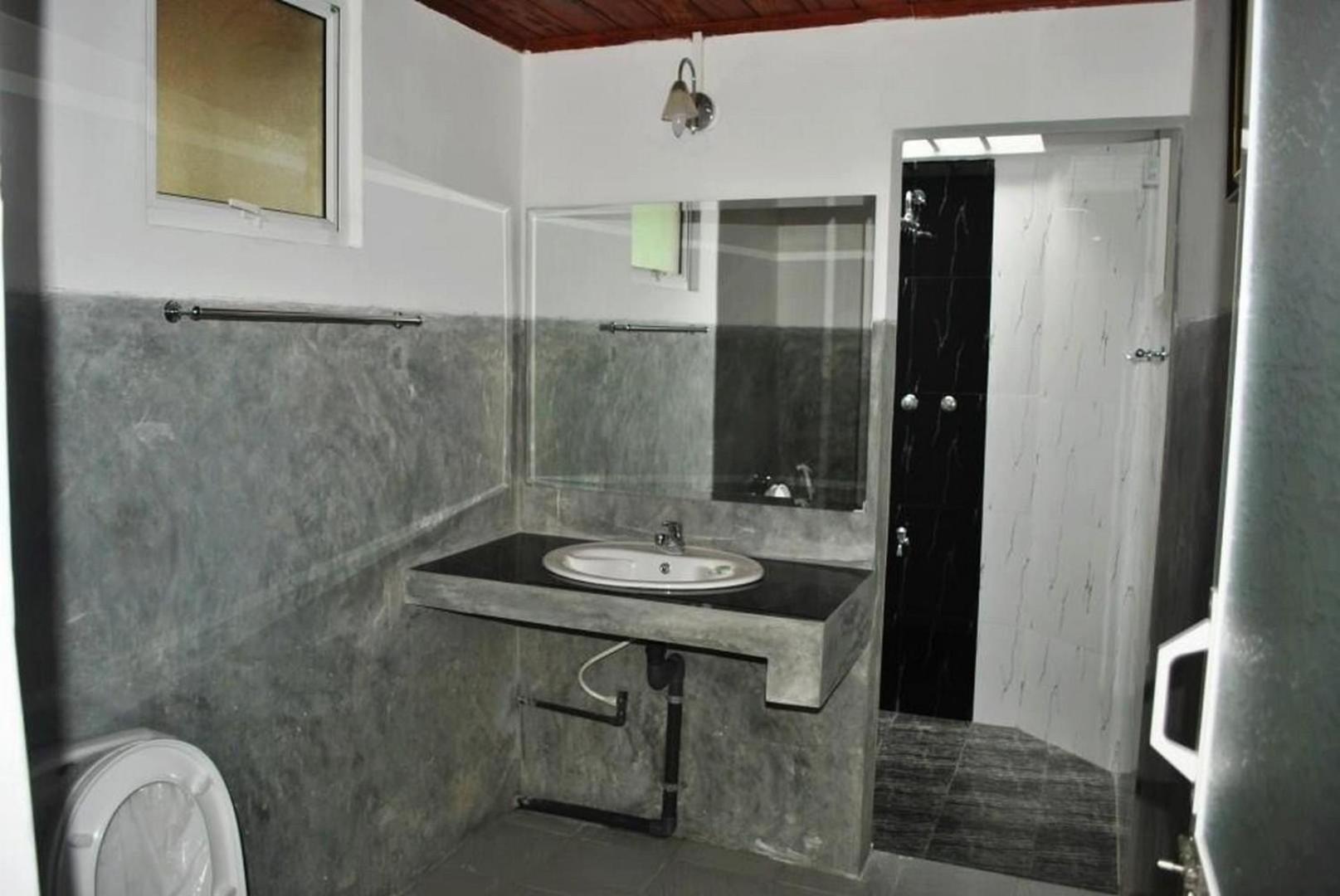 Silver Villa view 4