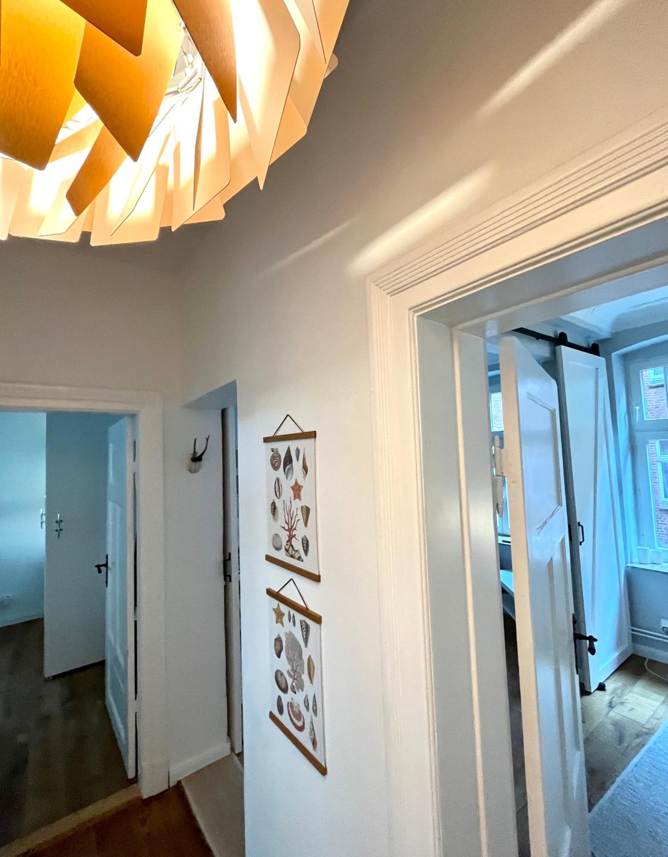 3 Zimmer Ferienwohnung Burghof mit Balkon im Herzen Flensburgs