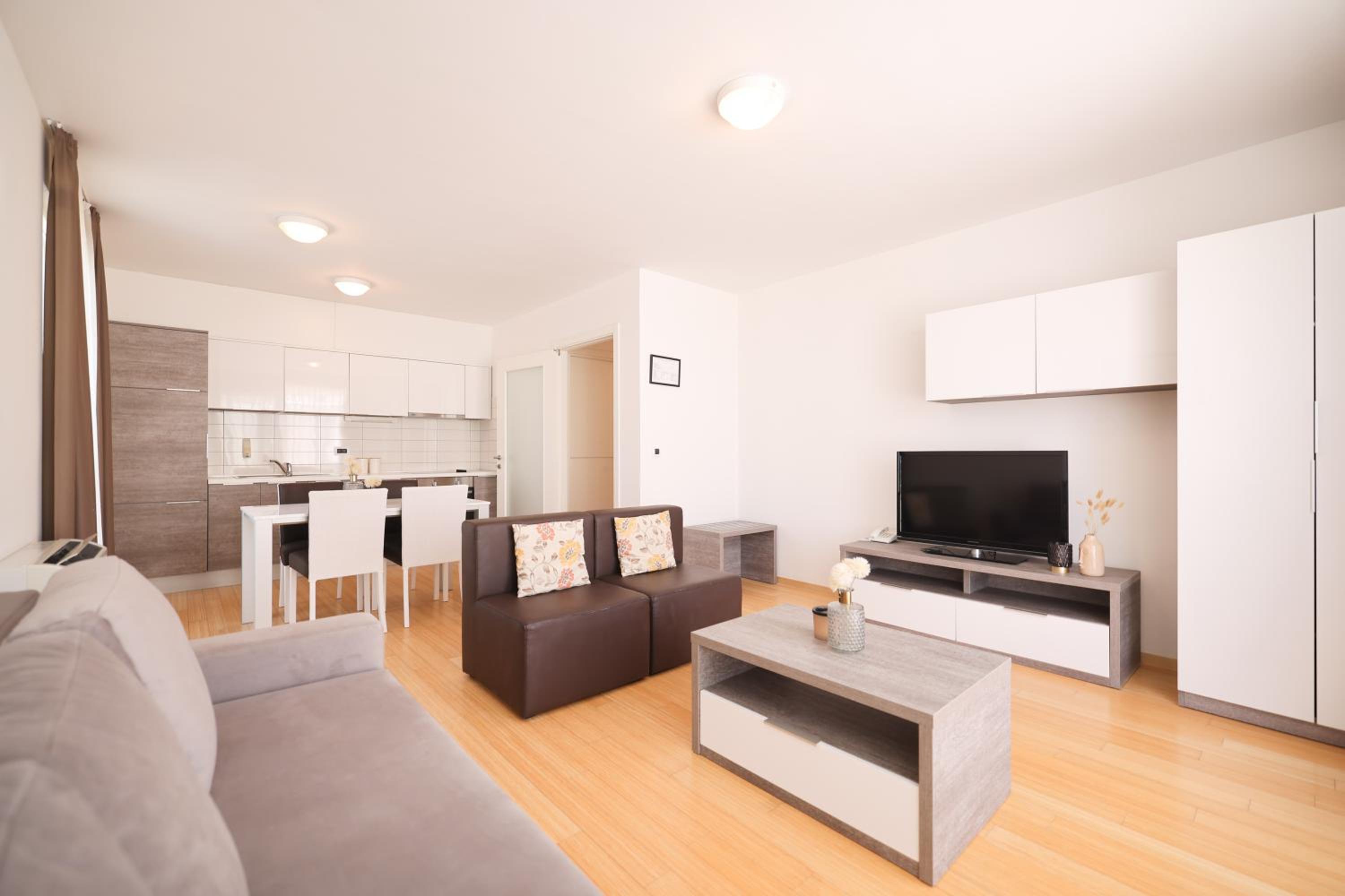 Dok Apartment view 3