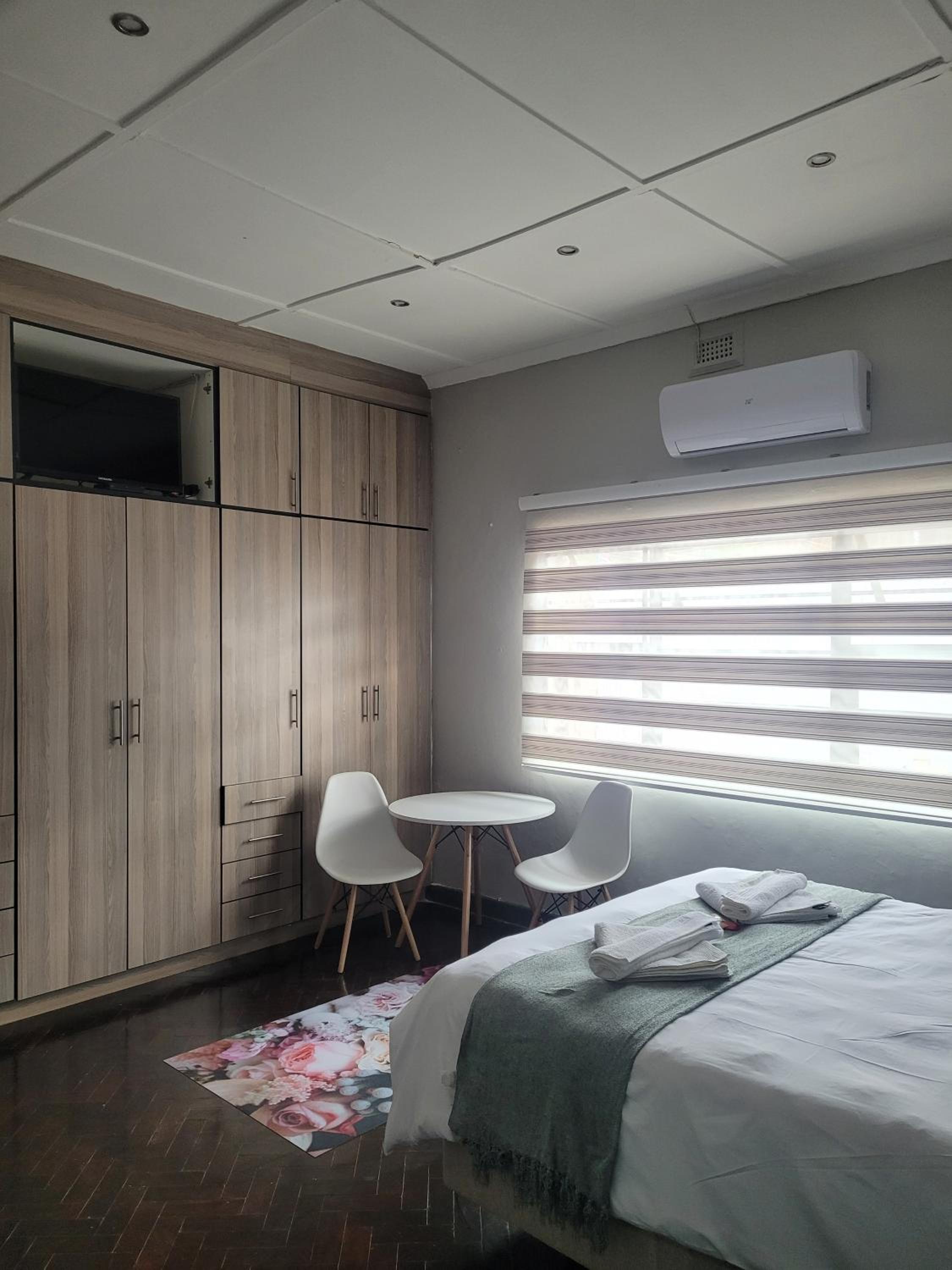 Palm Guesthouse view 3