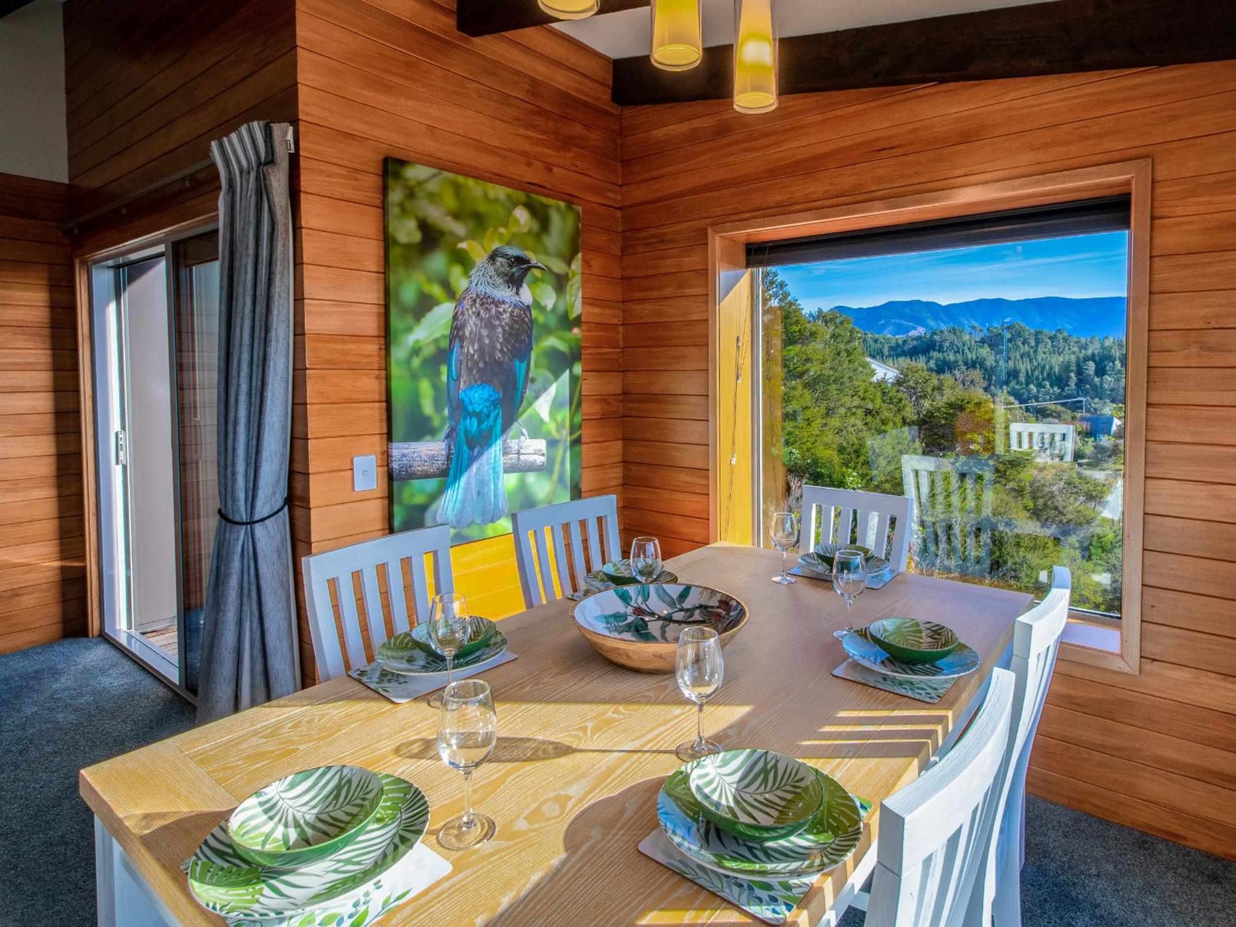 Roydons - Kaiteriteri Upstairs Holiday Unit view 5