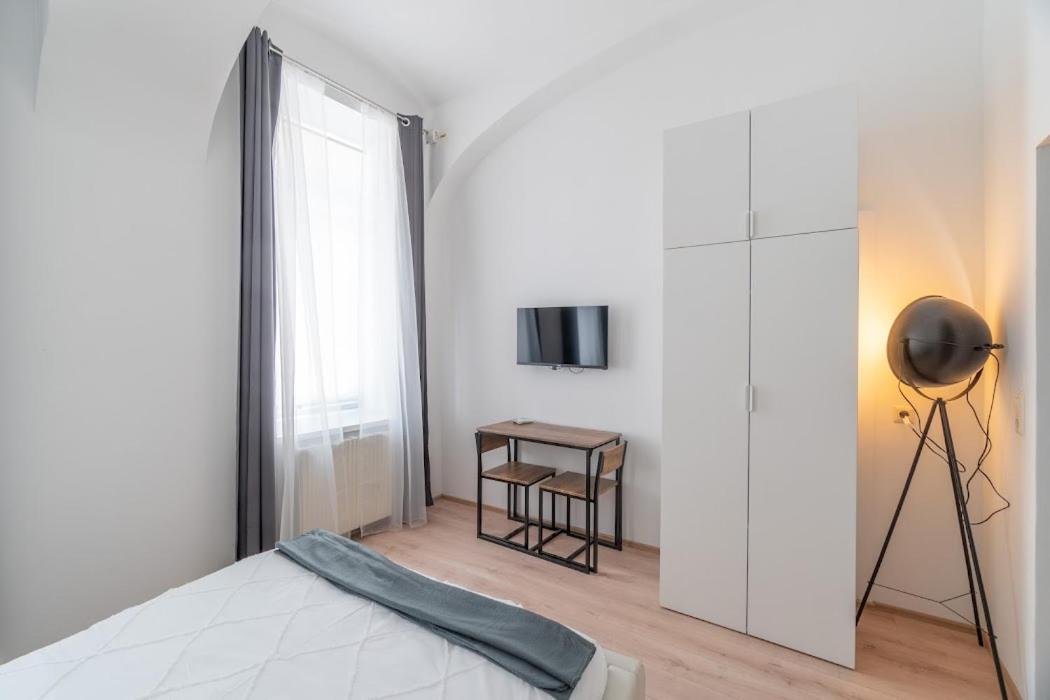 Centre Apartments