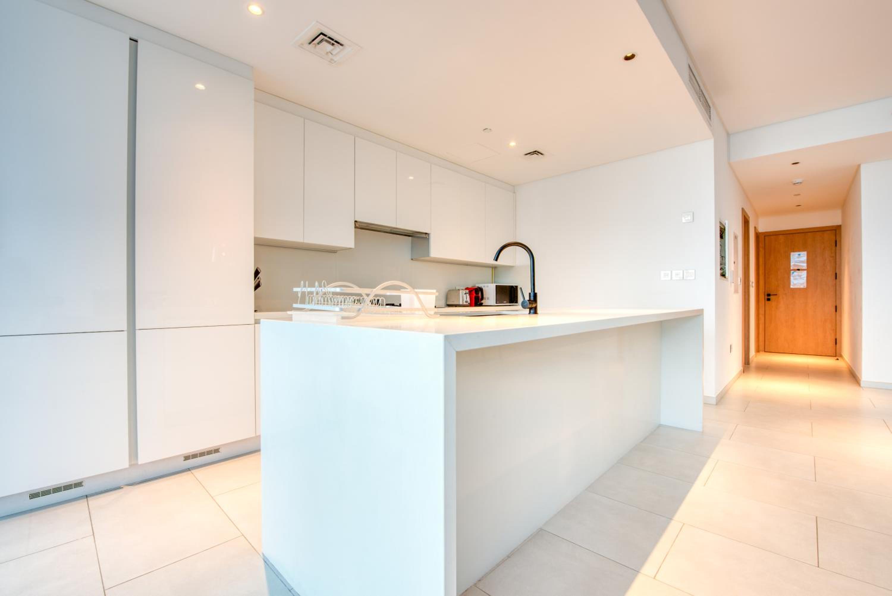 Maison Privee - Luxury, Spacious, Modern Near Burj Khalifa and Dubai Canal