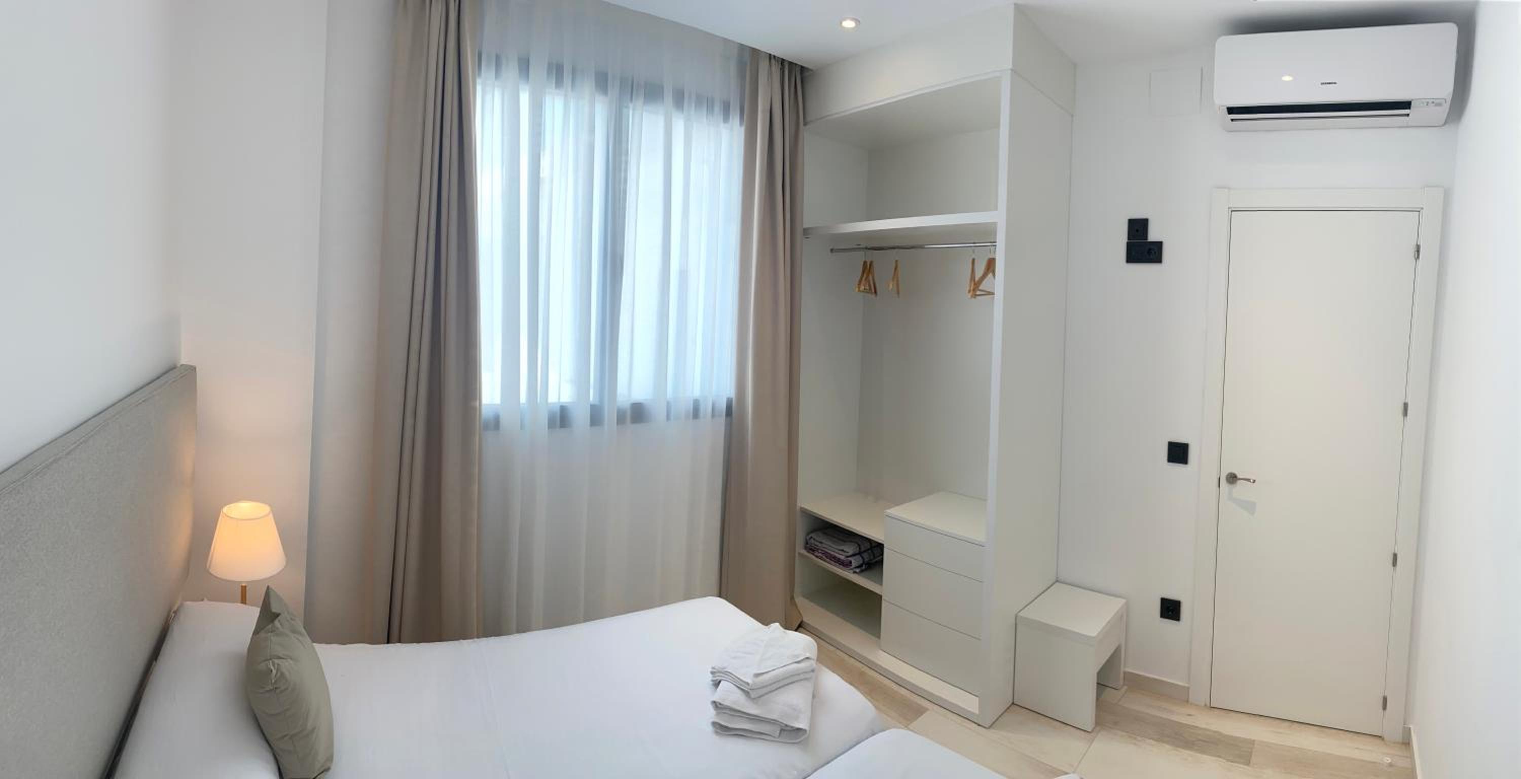AZAHAR BEACH Red Apartments & Spa