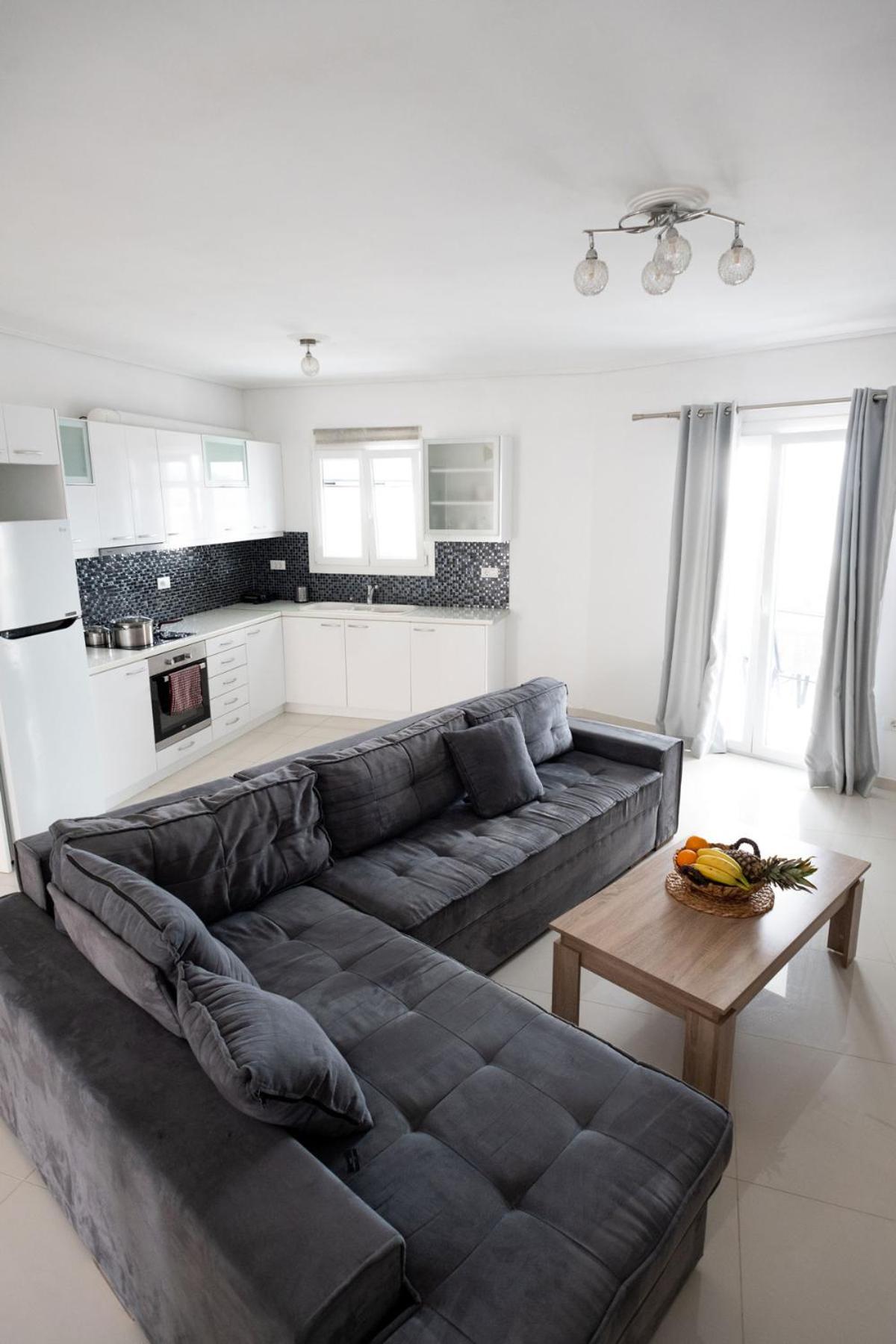 Iridanos Apartments