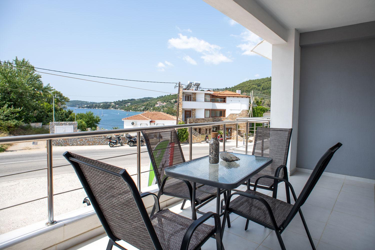 Iridanos Apartments