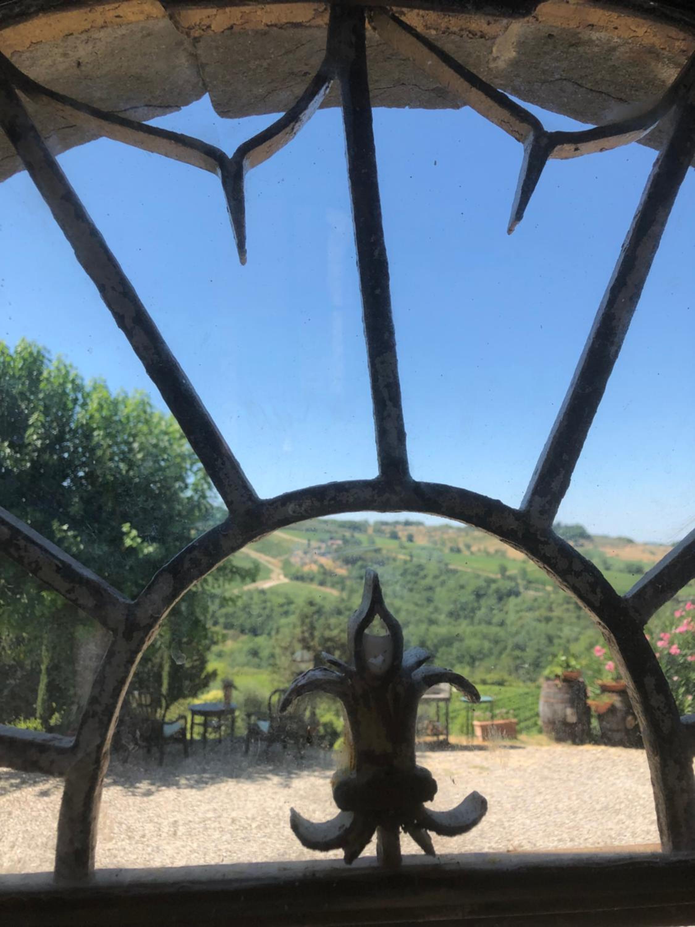 MEA CASA Toscana view 3