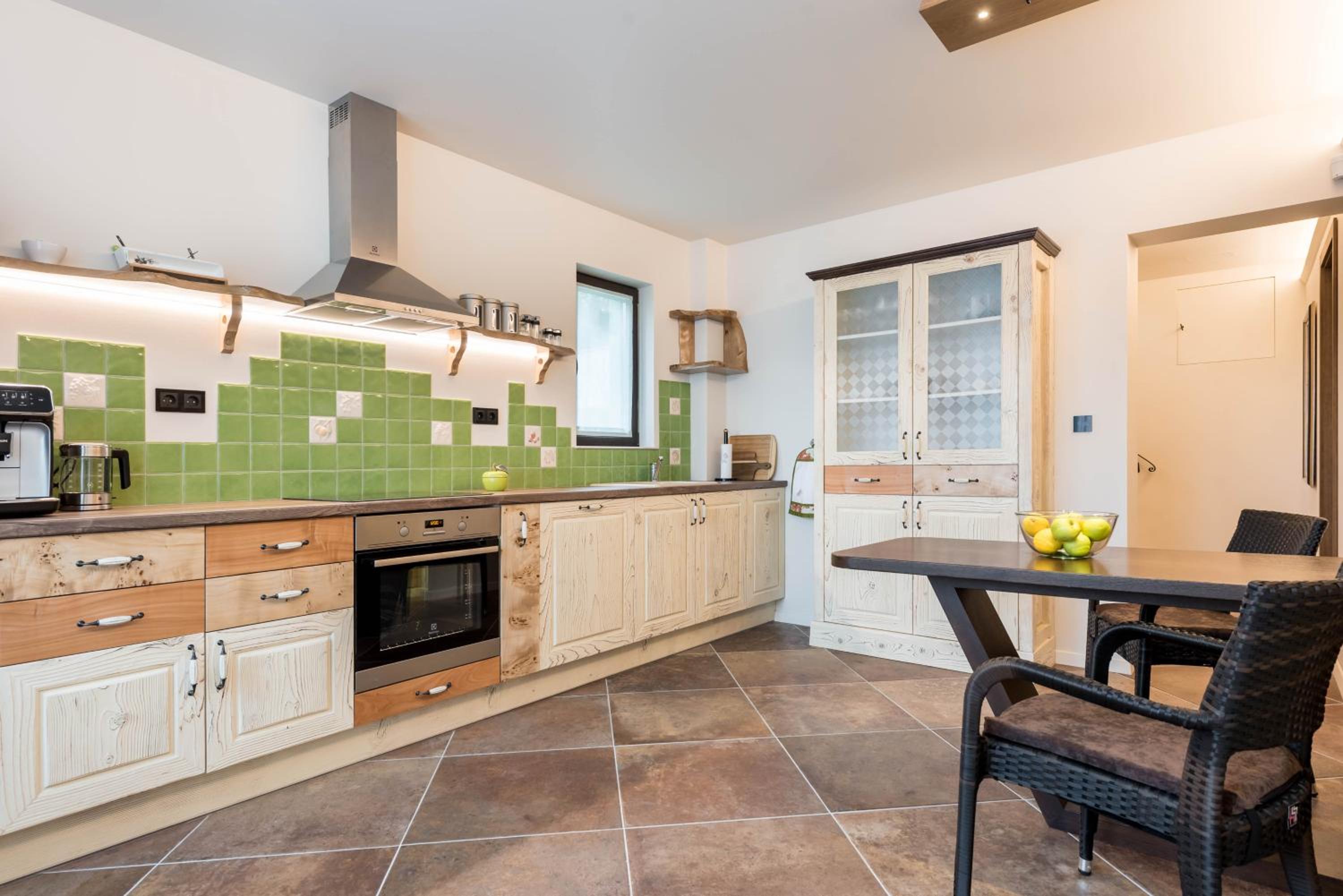Villa Apple - 3 BR Luxury Villa with PRV pool & BBQ