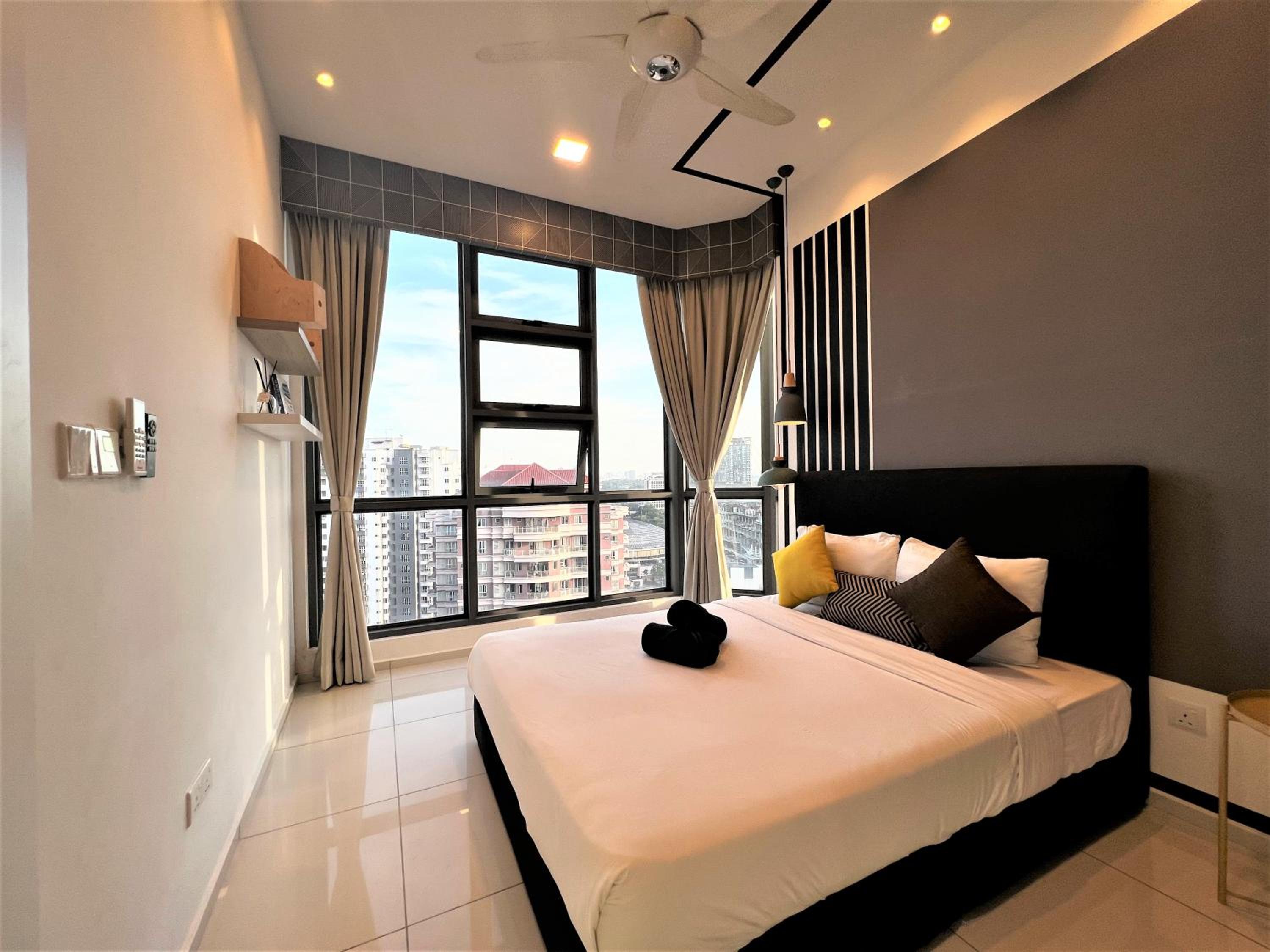 Eclipse Suites Robertson Bukit Bintang