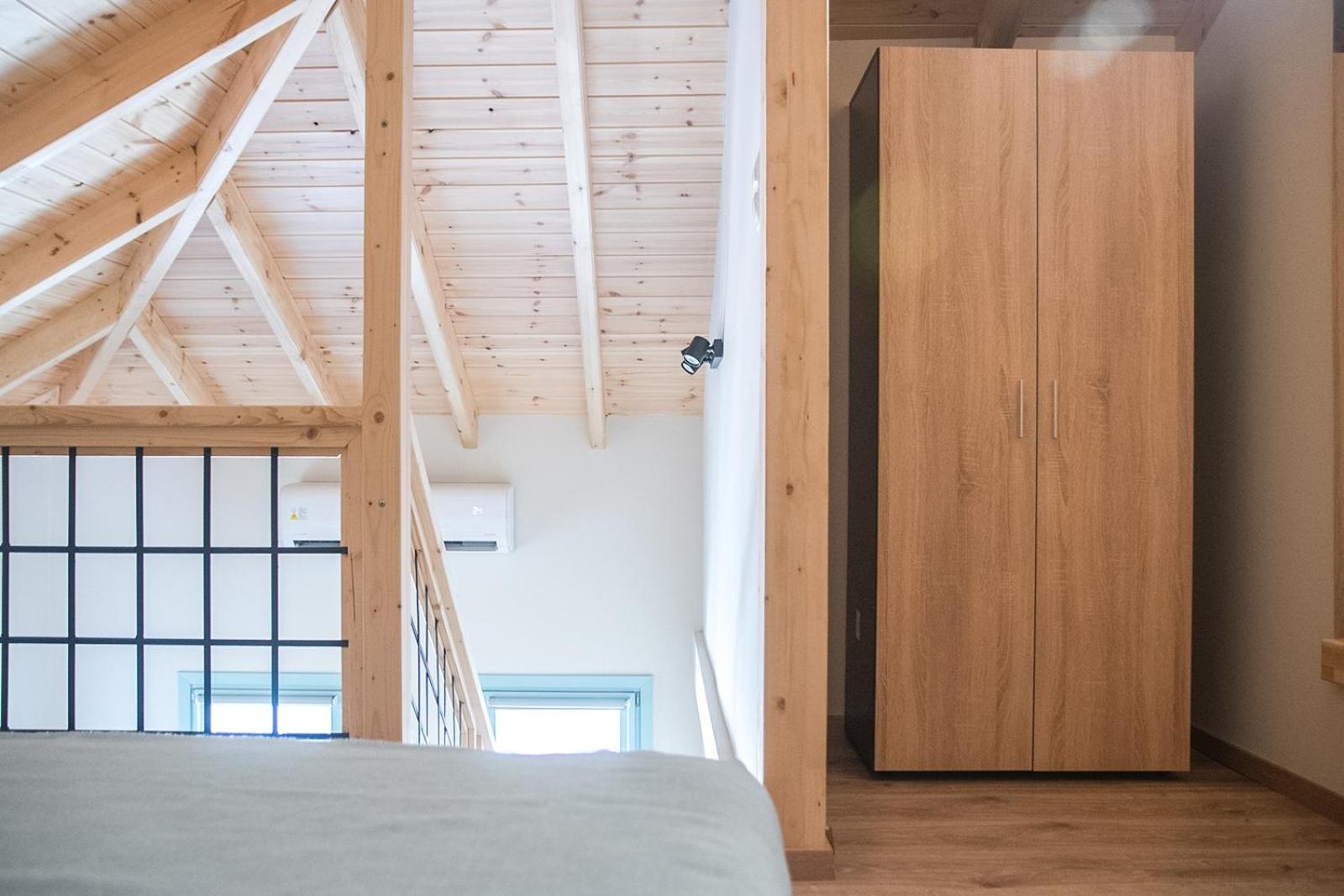 Agiopetra Lofts
