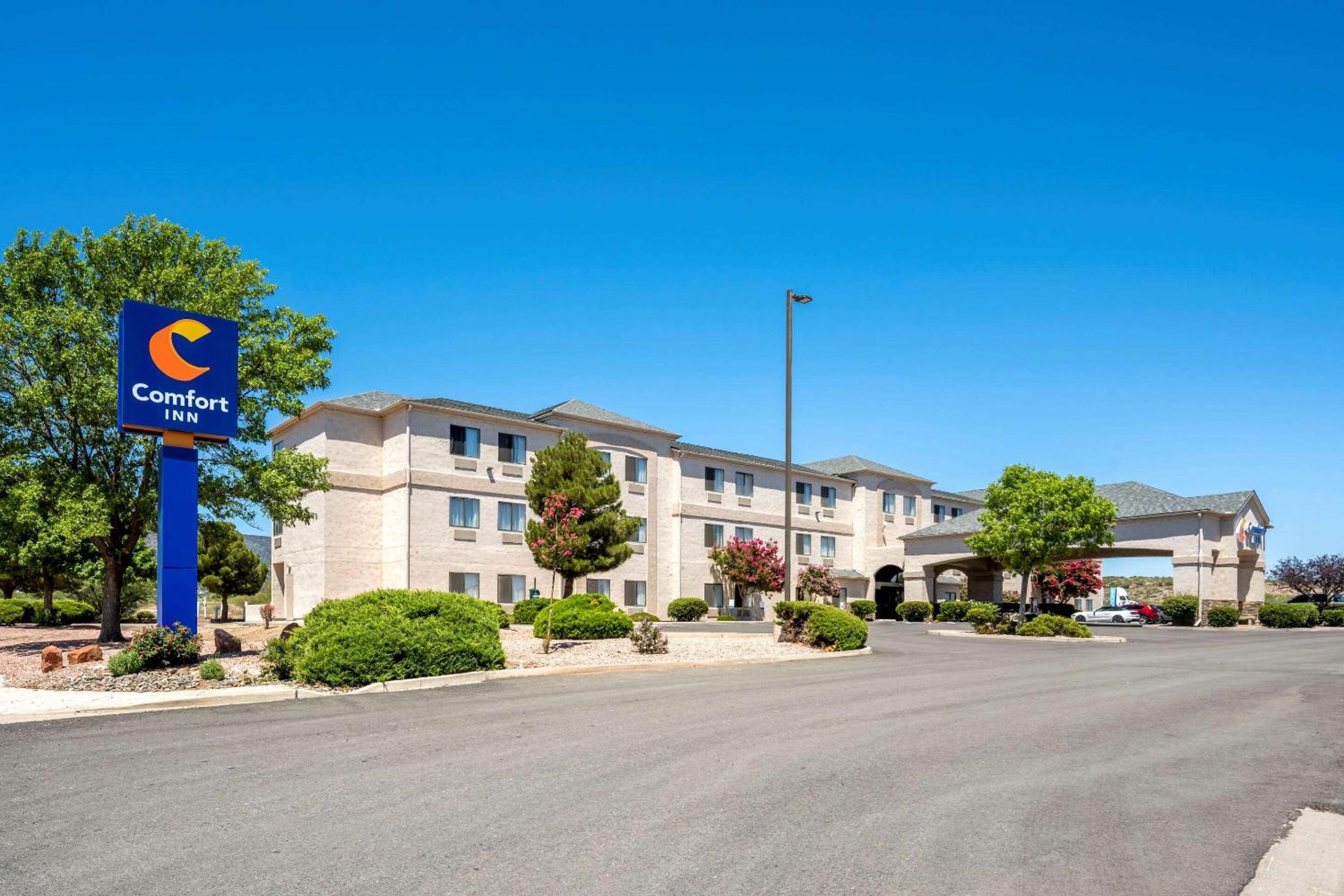 Comfort Inn Camp Verde I-17 view 2