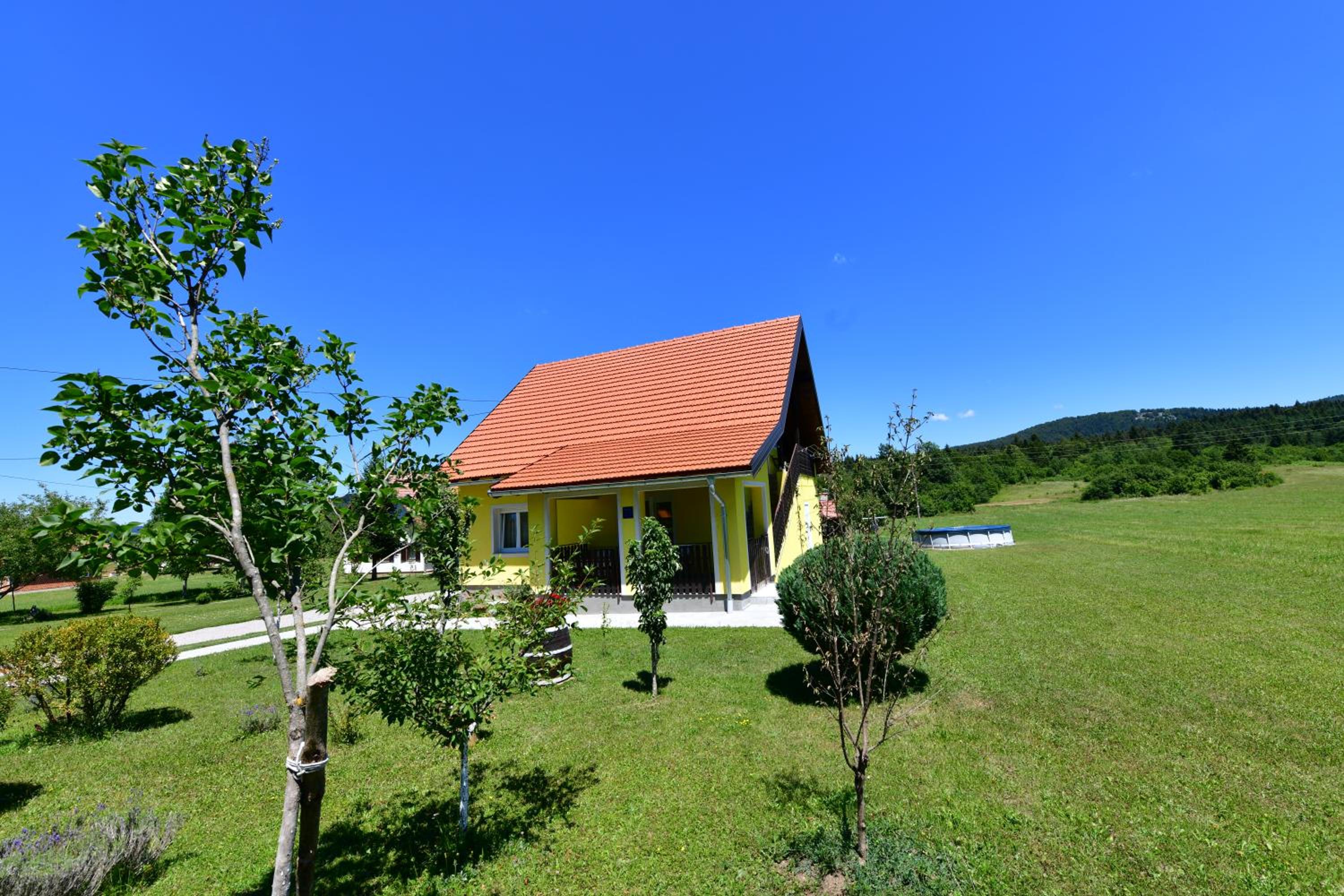 Photo 48