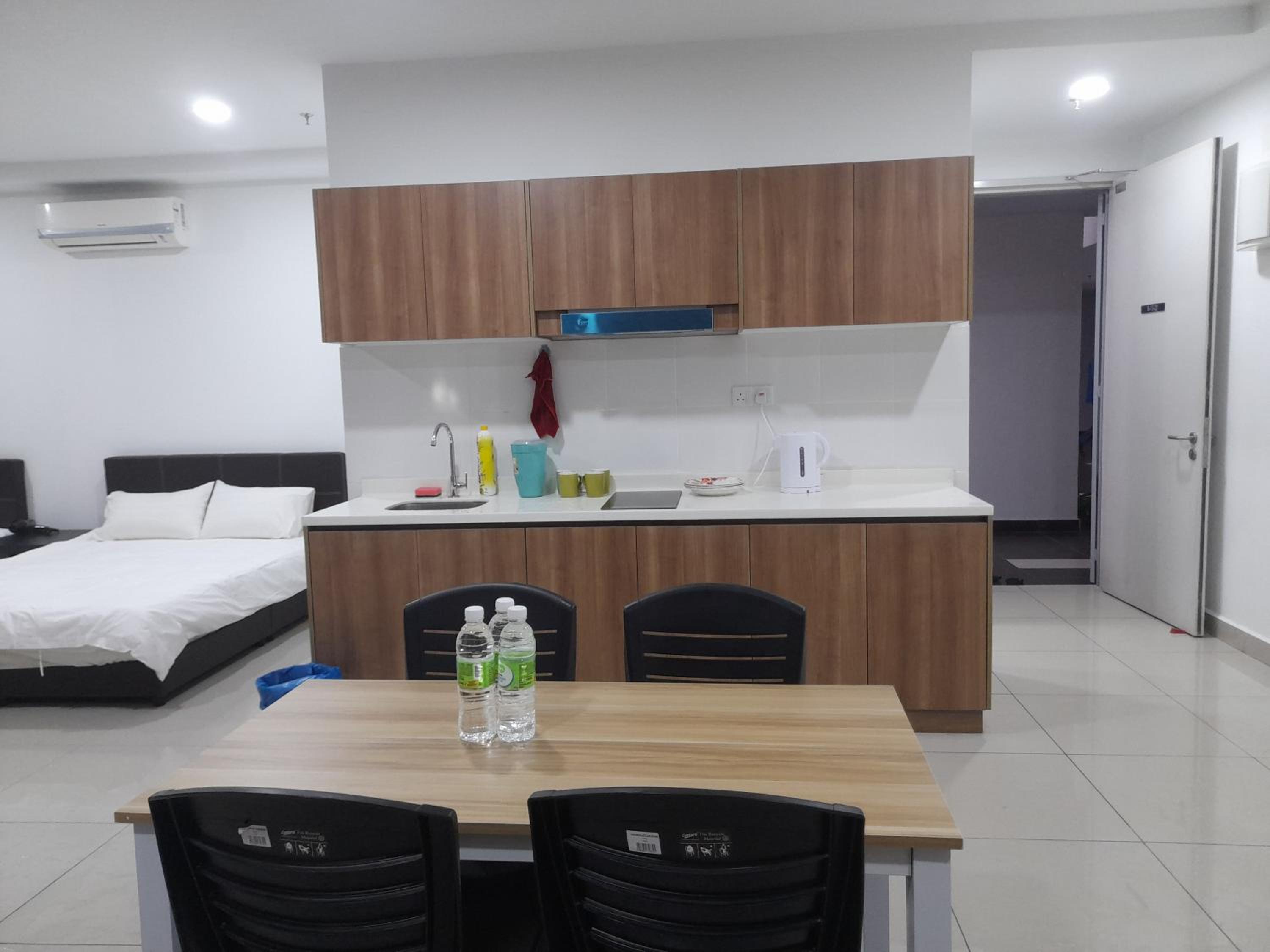 Pacific Towers Star Seksyen 13 PJ Jaya One Parking Pool Kitchen photo 2