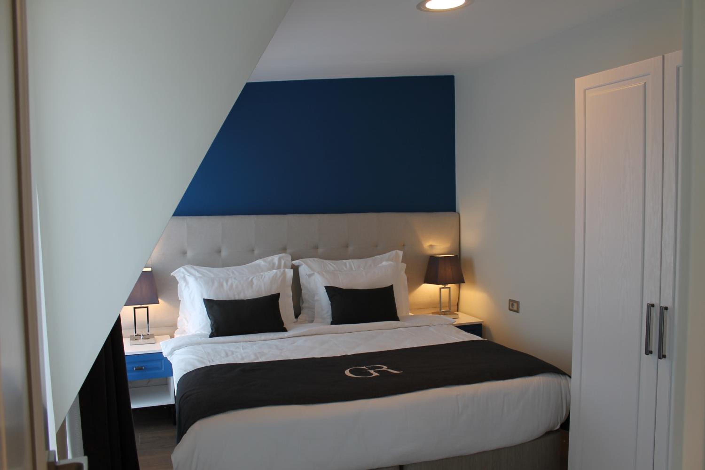 Garlon Residence - Image 107