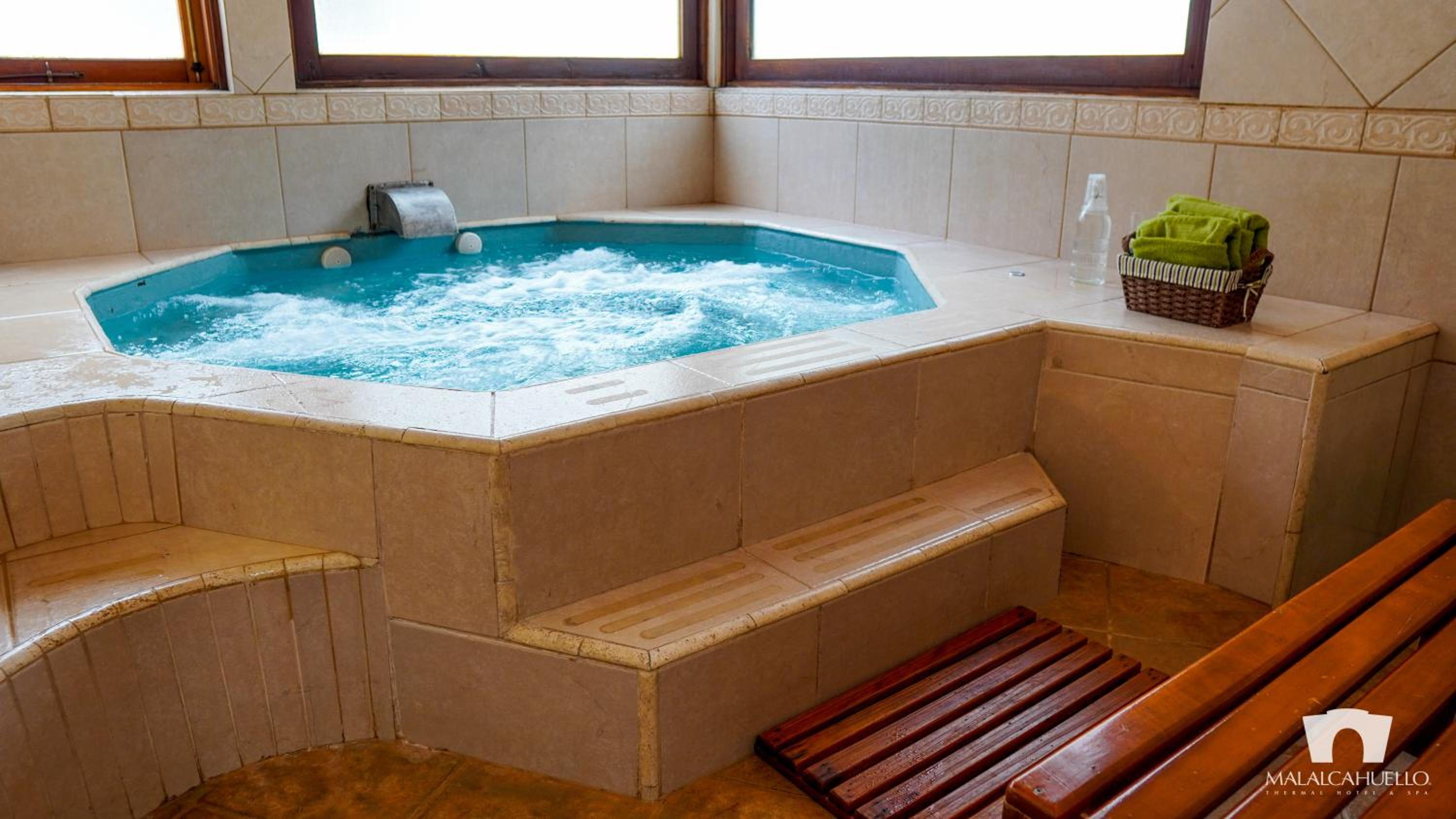 Jacuzzi