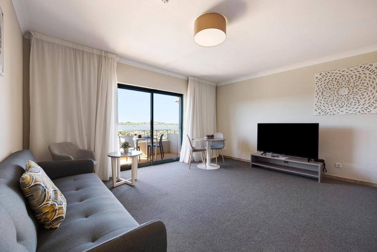 Pestana Gramacho Residence Studio view 3