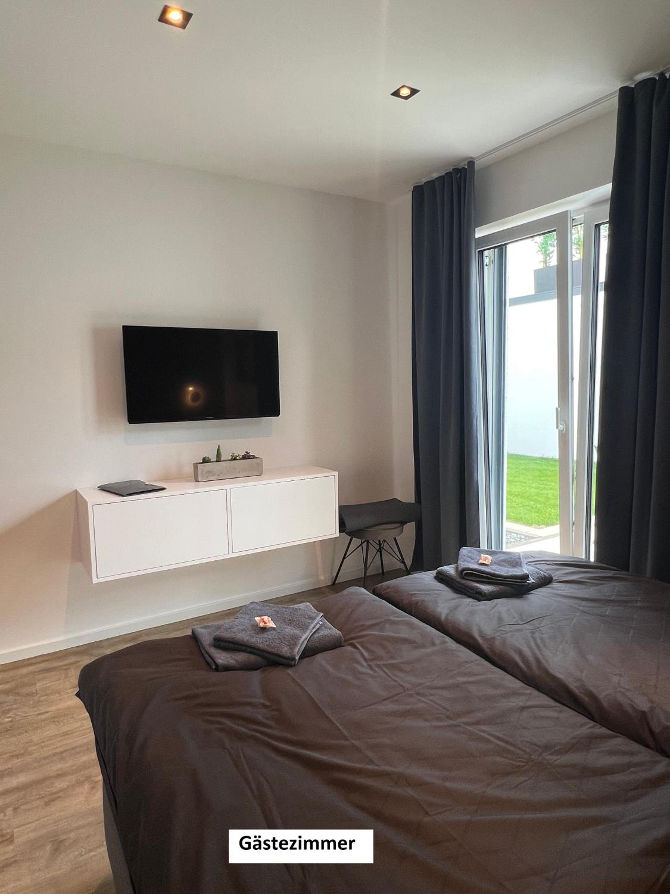 "Auslese 54" -Direkt am Moselufer- Gastezimmer  Ferienwohnung - Property Image 10