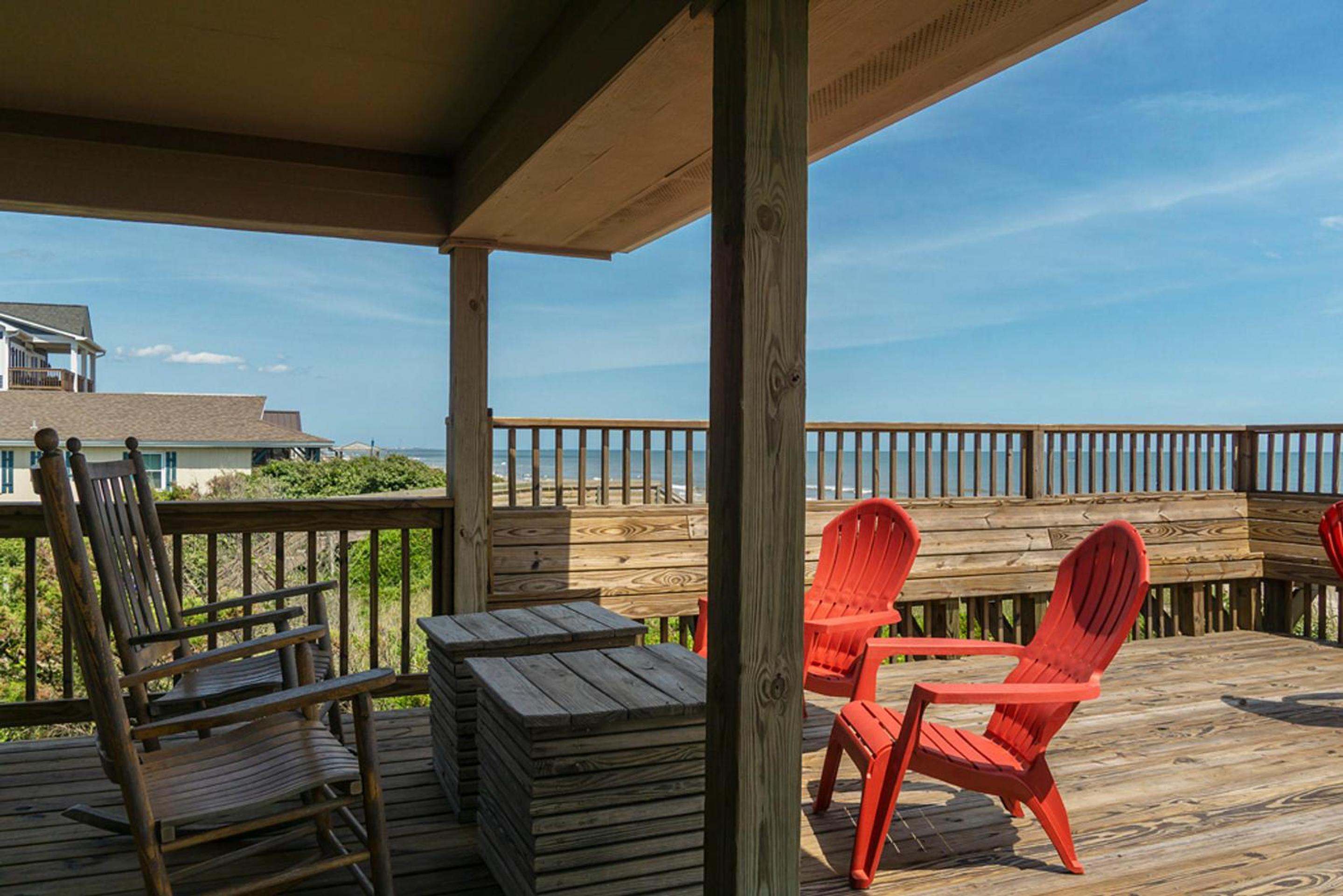 Spinnaker by Oak Island Accommodations view 5