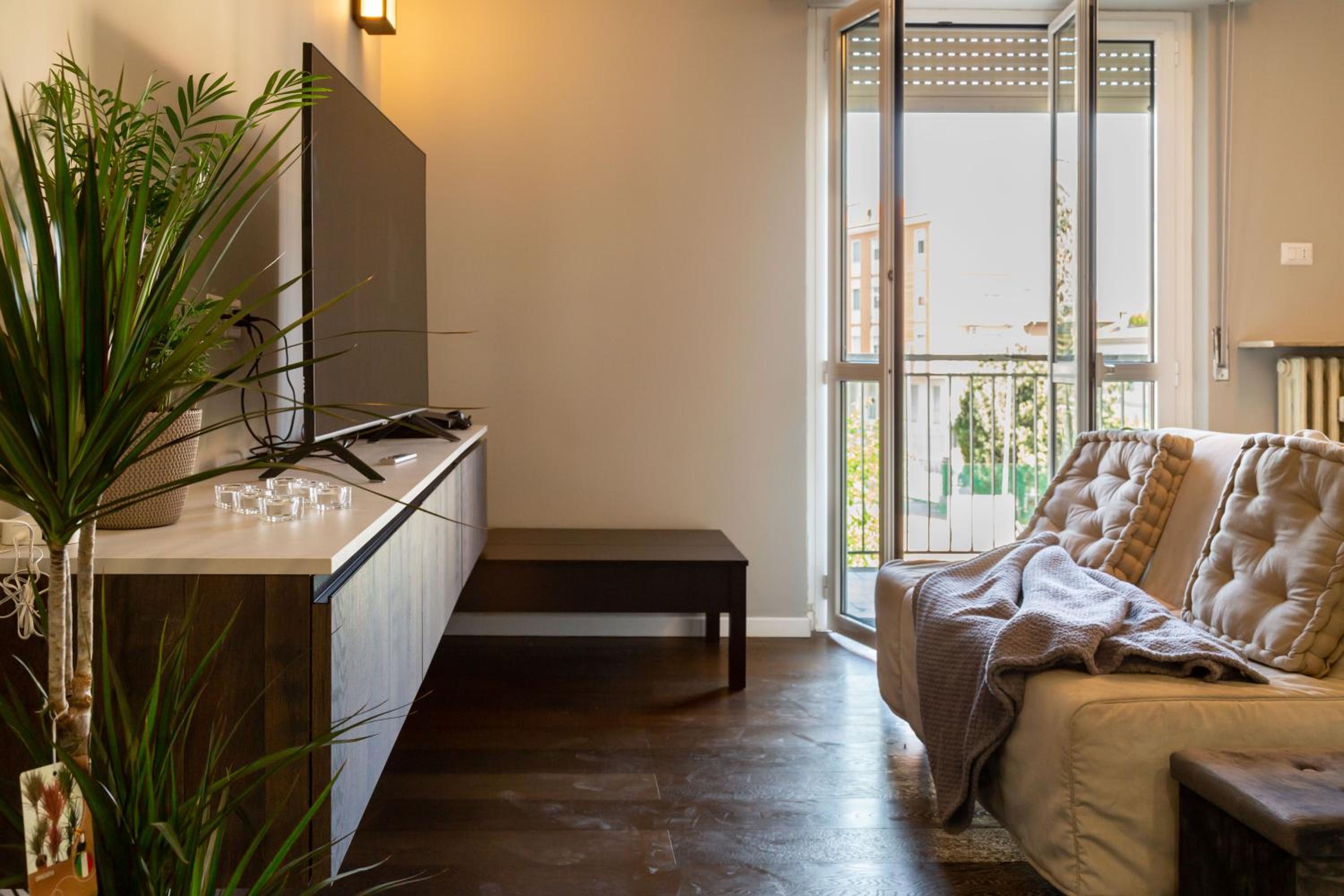 La Preziosa Apartment - by Host4U view 5