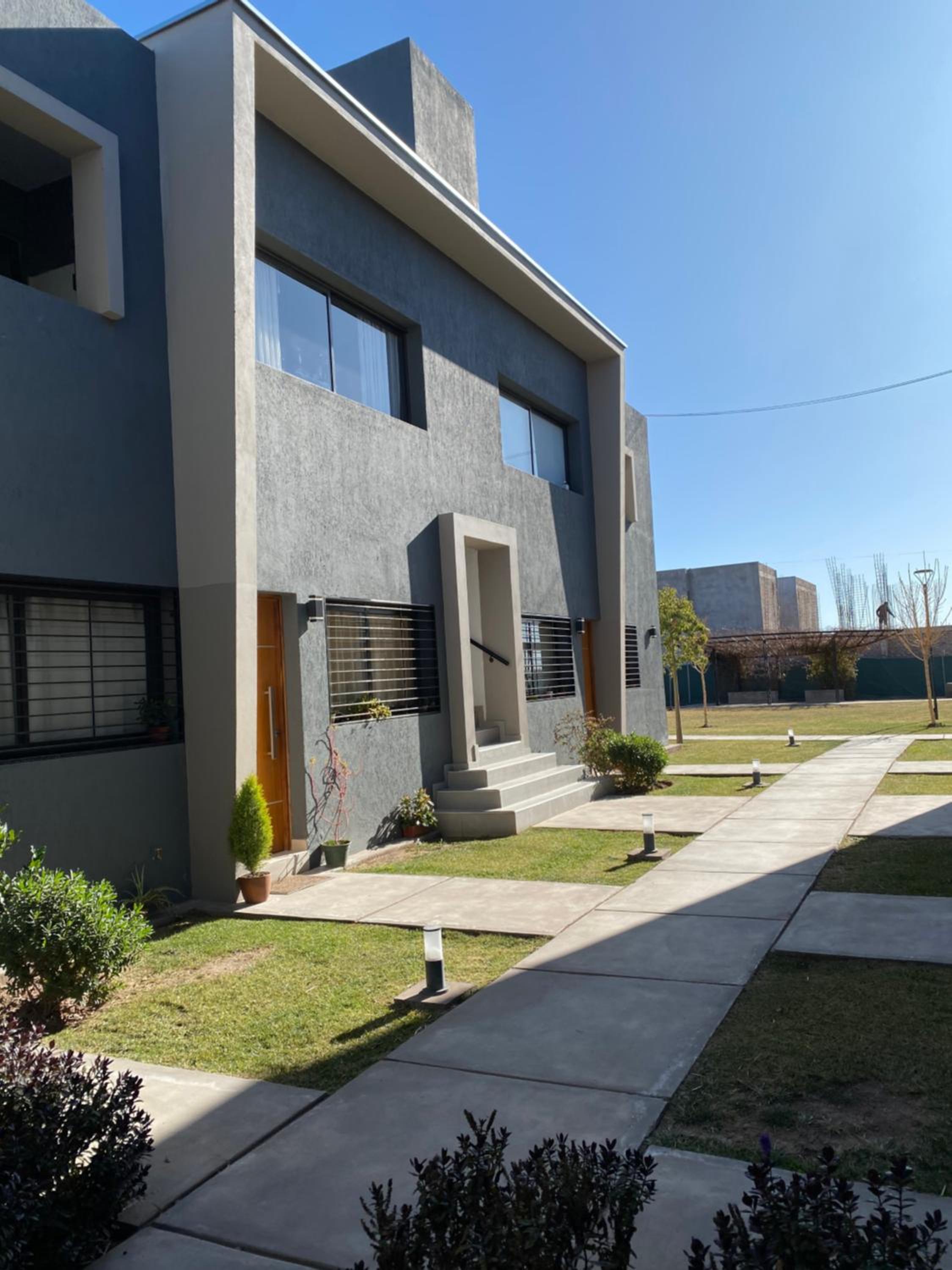 Departamento Amoblado MorenoPark 683