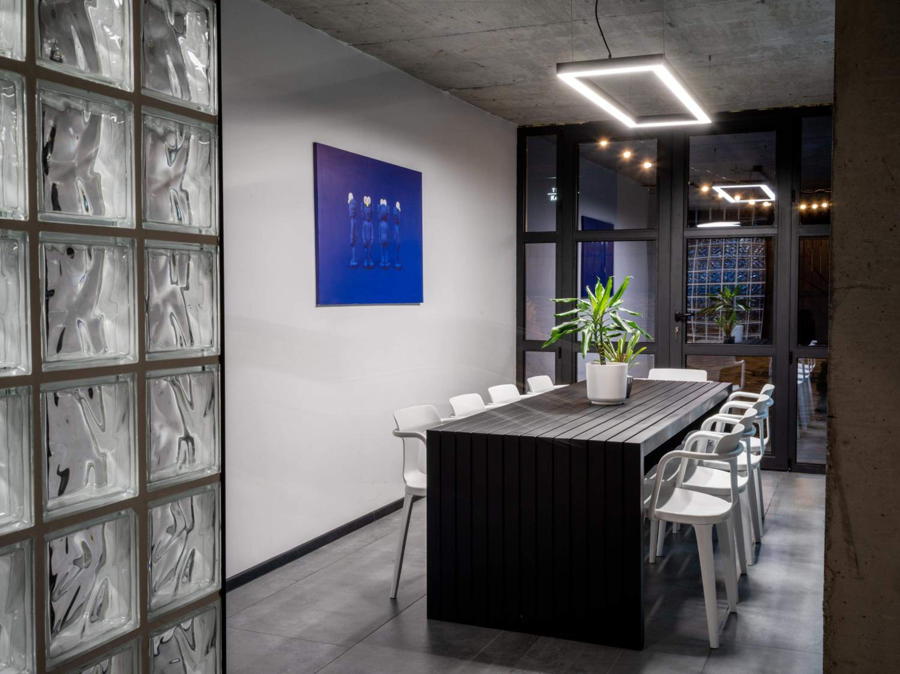 meeting & event spaces