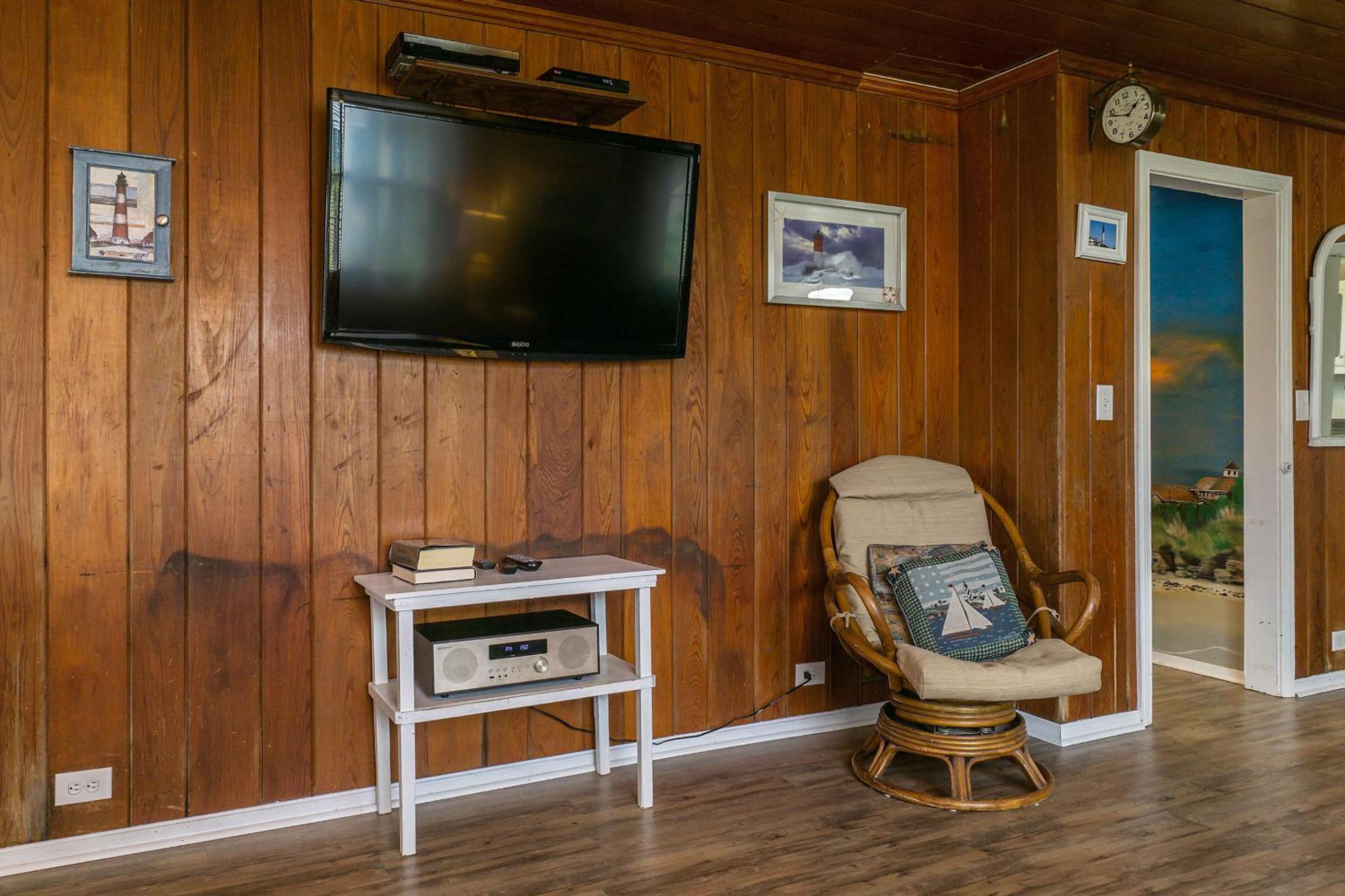 Jerseys Shore by Oak Island Accommodations view 4