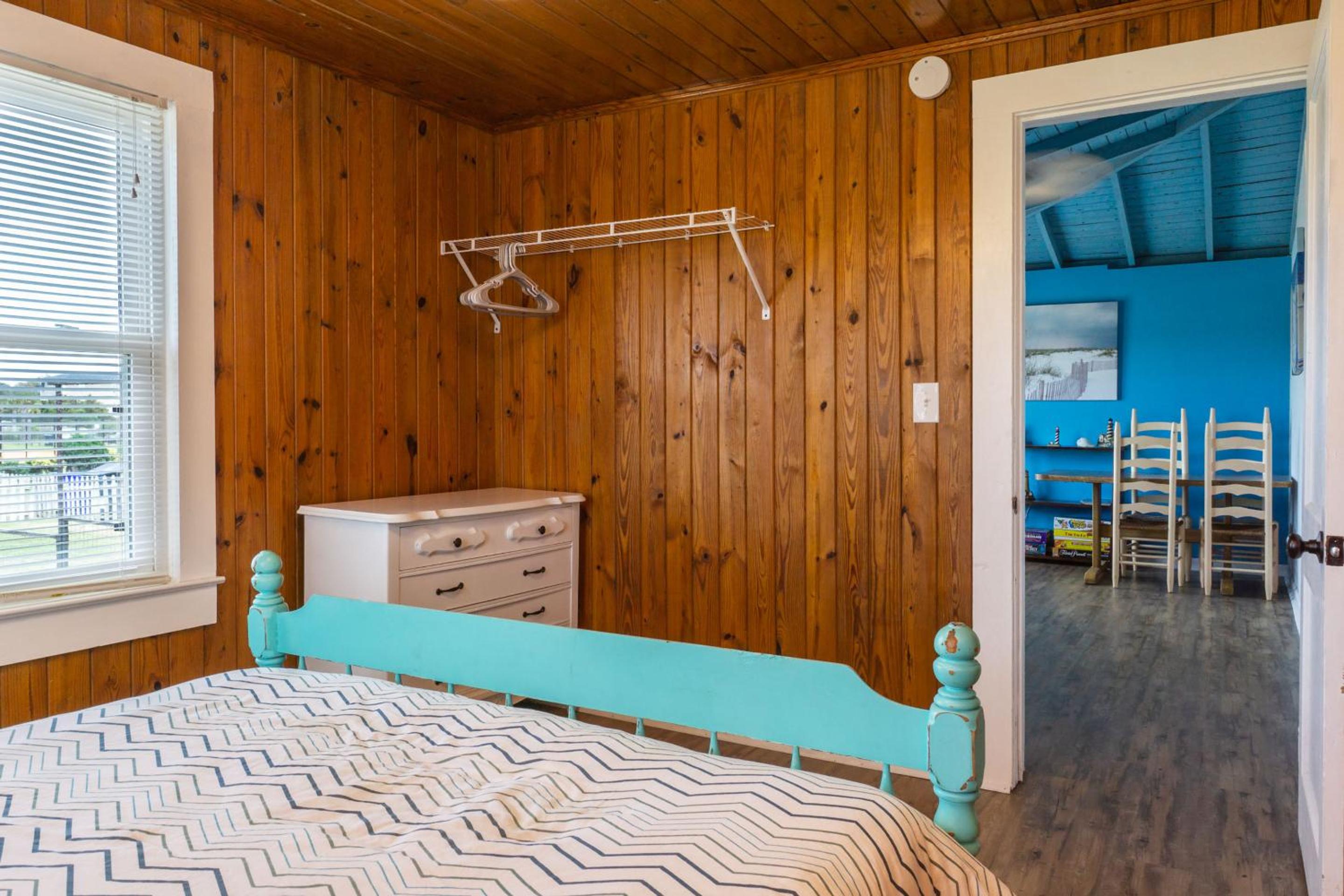 Jerseys Shore by Oak Island Accommodations view 5