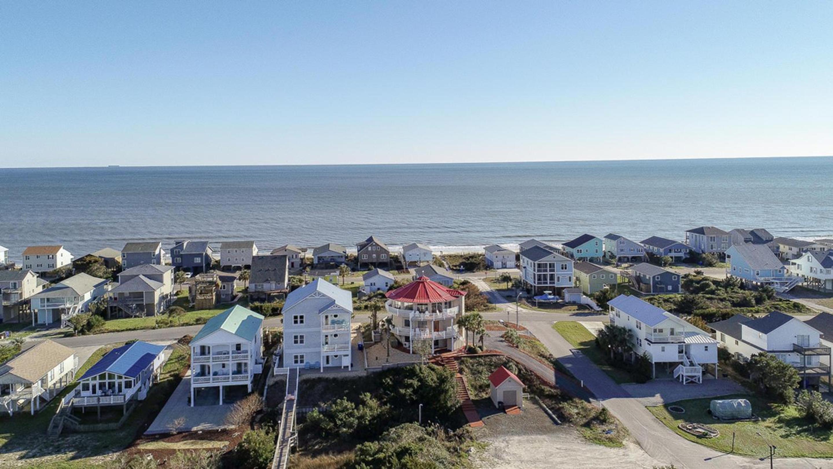 Island Tower by Oak Island Accommodations view 5