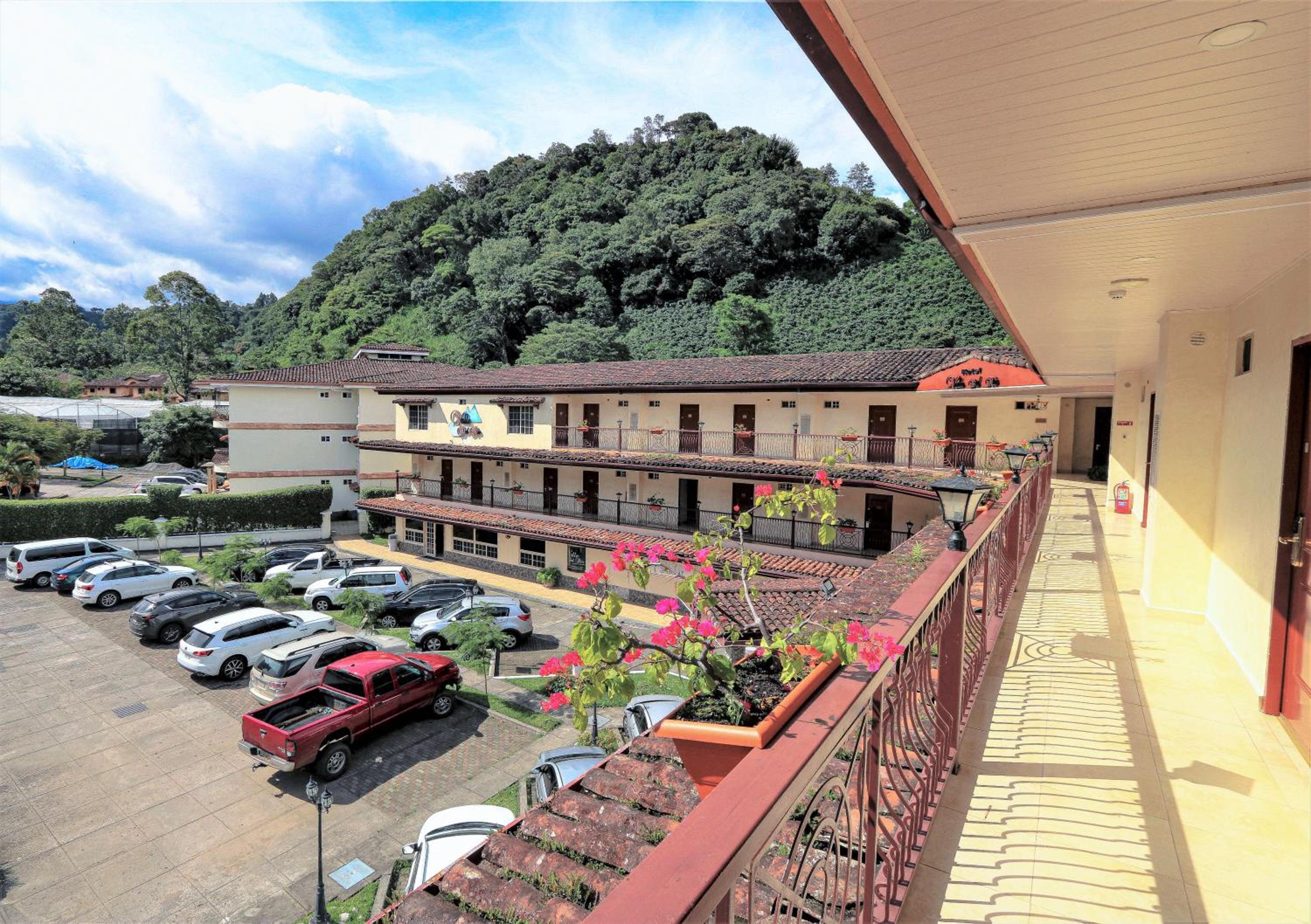 Hotel Valle del Rio - Image 1