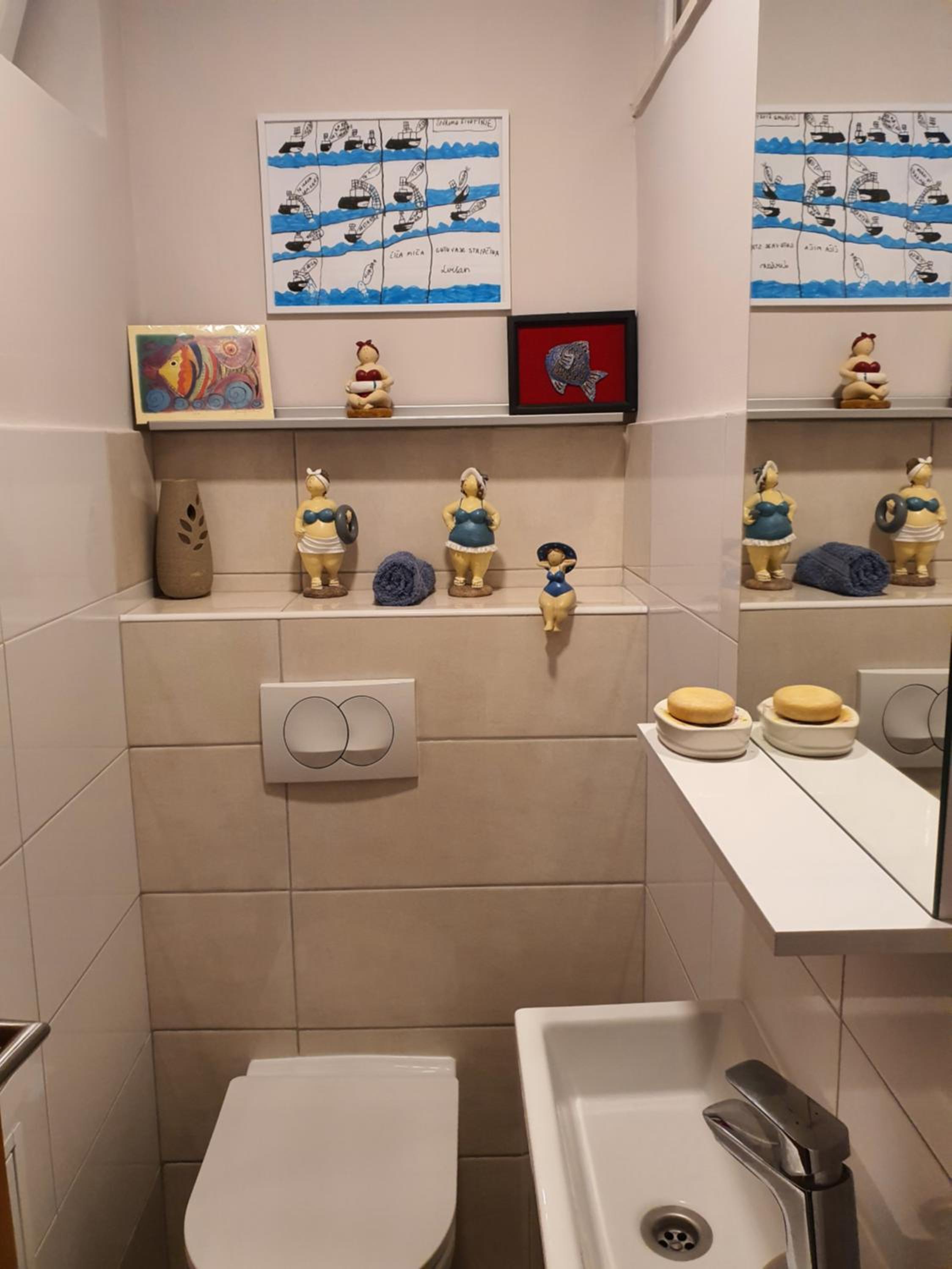Batala1-City marina apartment with secured private parking