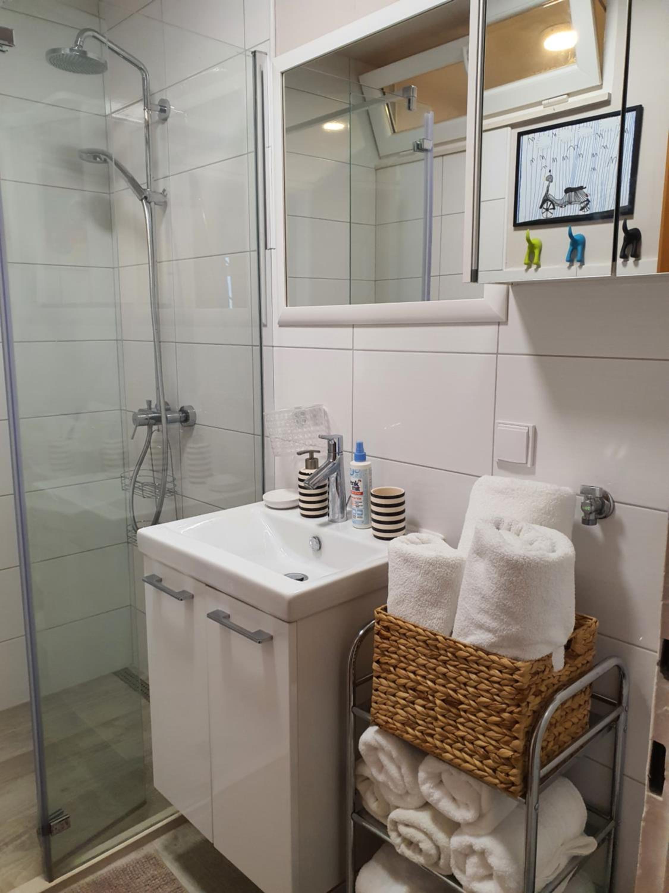 Batala1-City marina apartment with secured private parking
