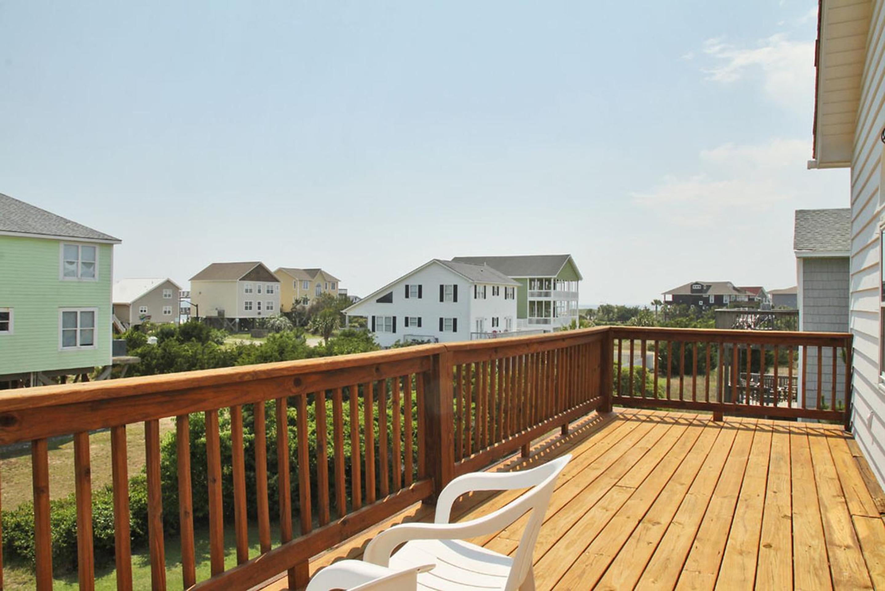 Heron Pointe by Oak Island Accommodations view 4