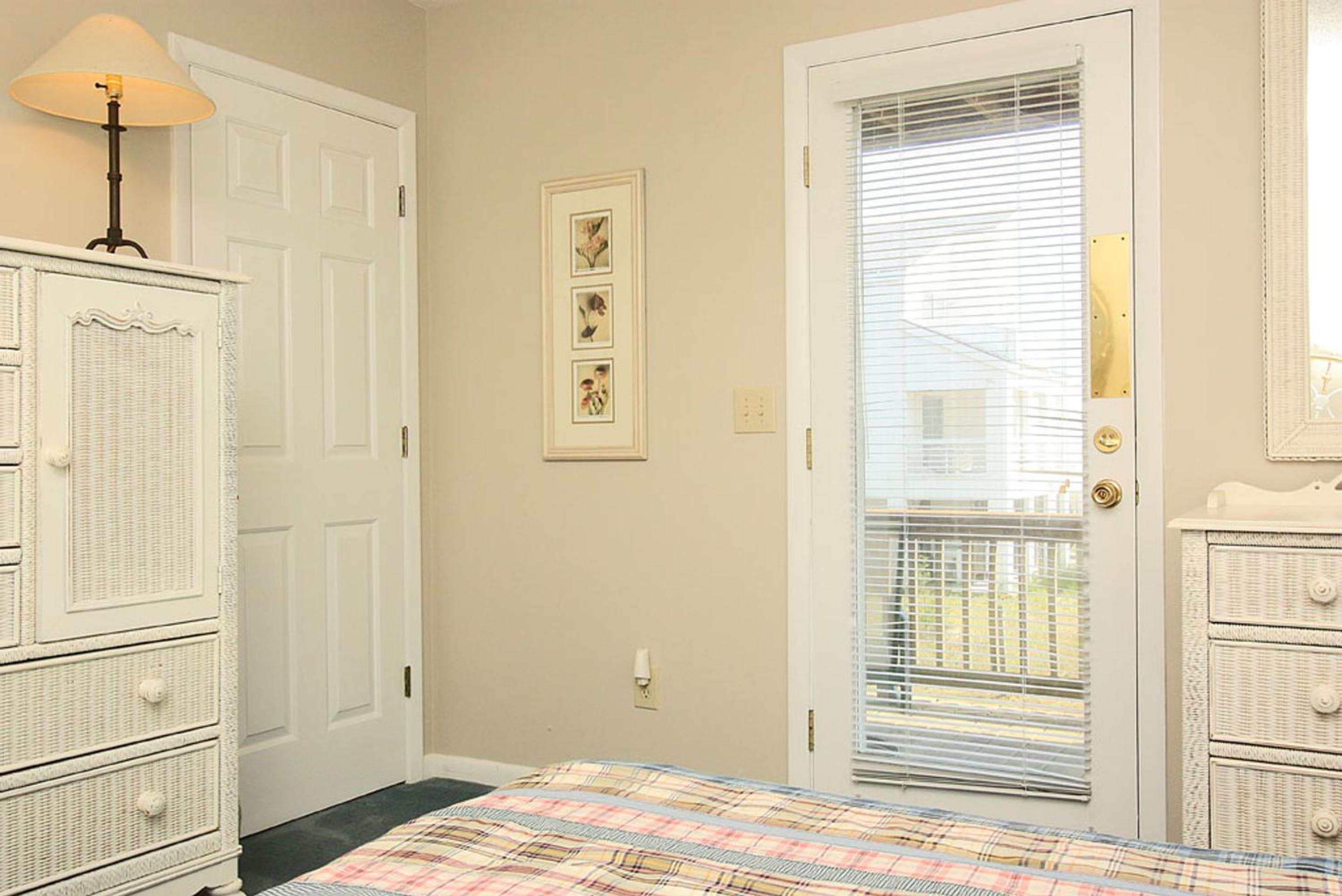 Heron Pointe by Oak Island Accommodations view 5