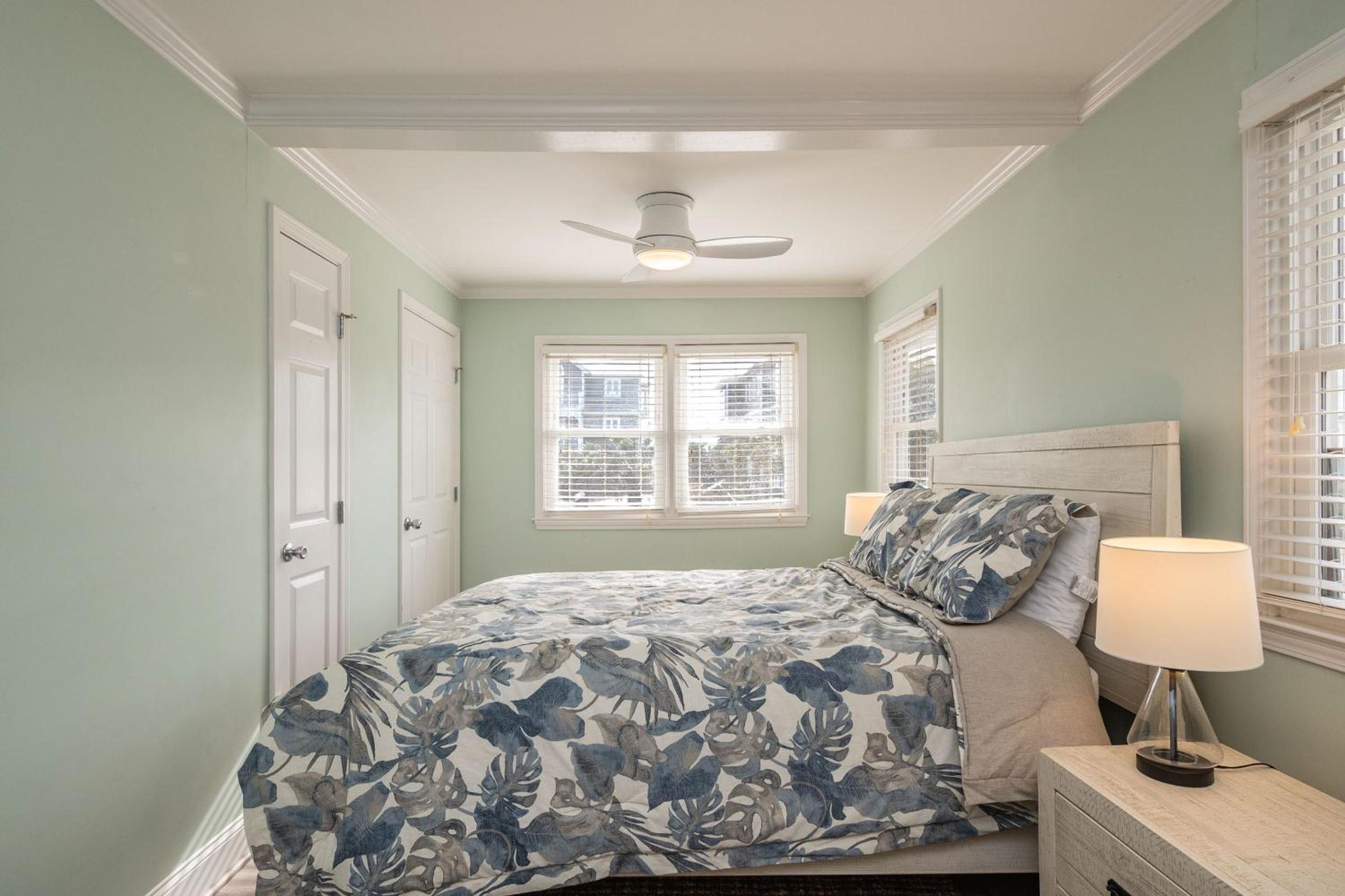Here and Now by Oak Island Accommodations view 5