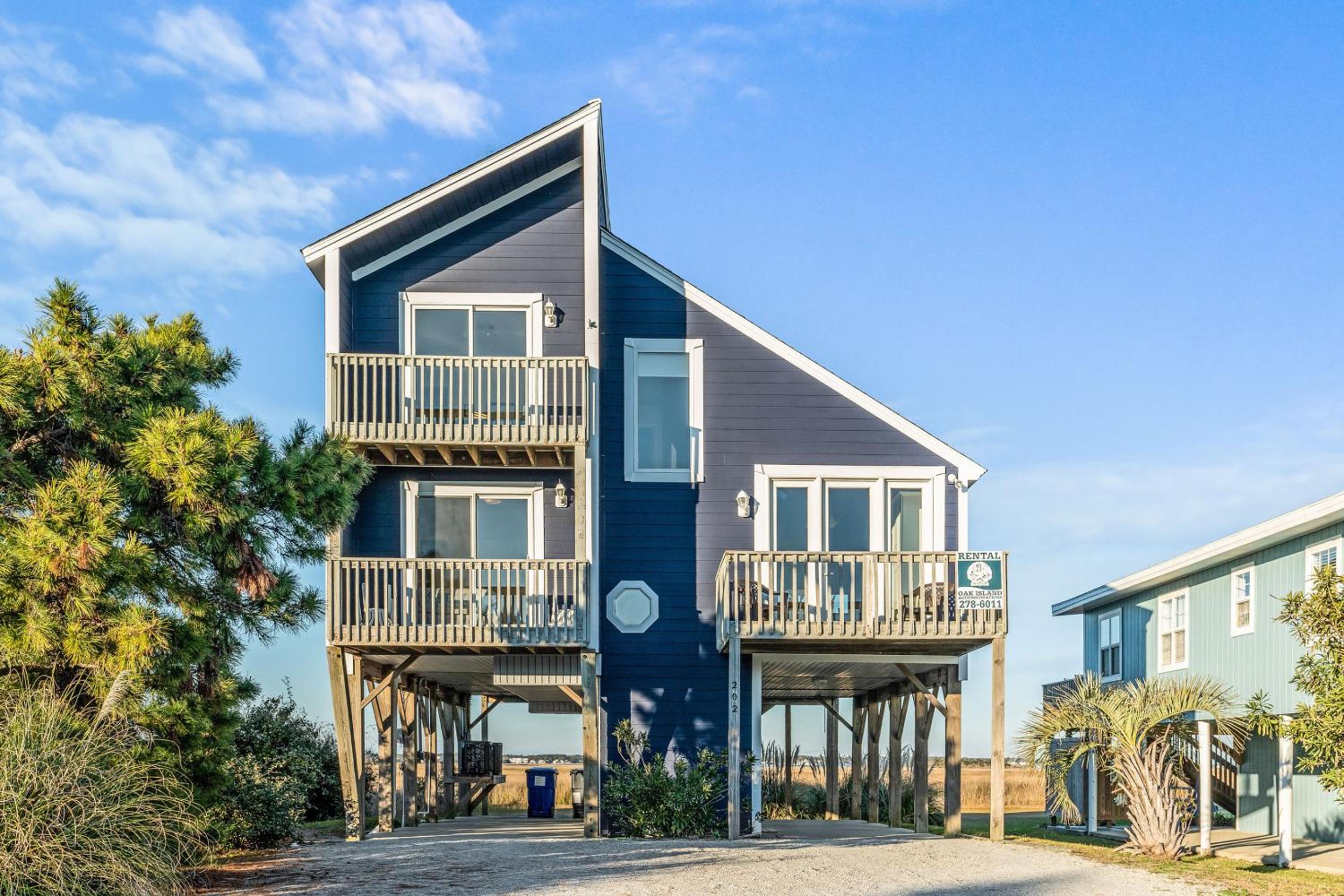 Griffin by Oak Island Accommodations view 4