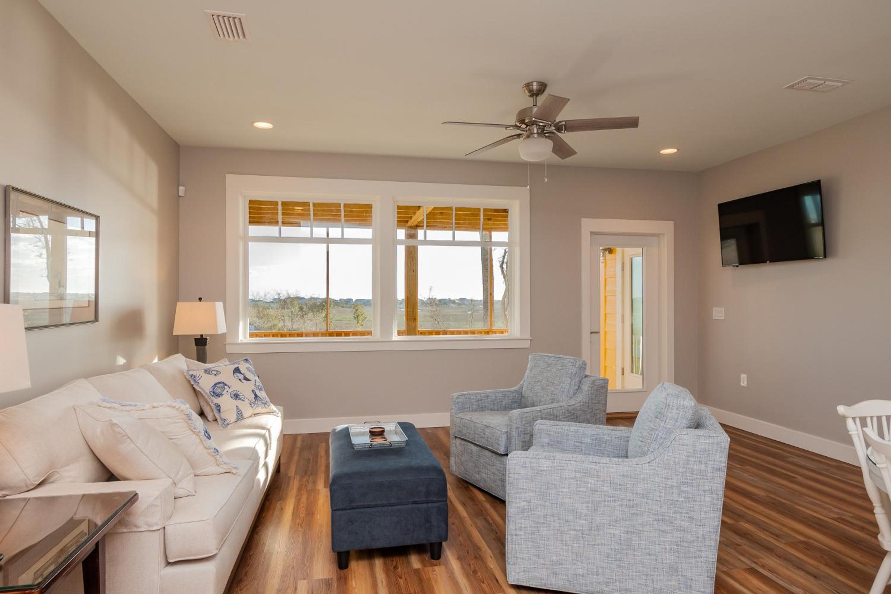 Dog Day Afternoon by Oak Island Accommodations view 4