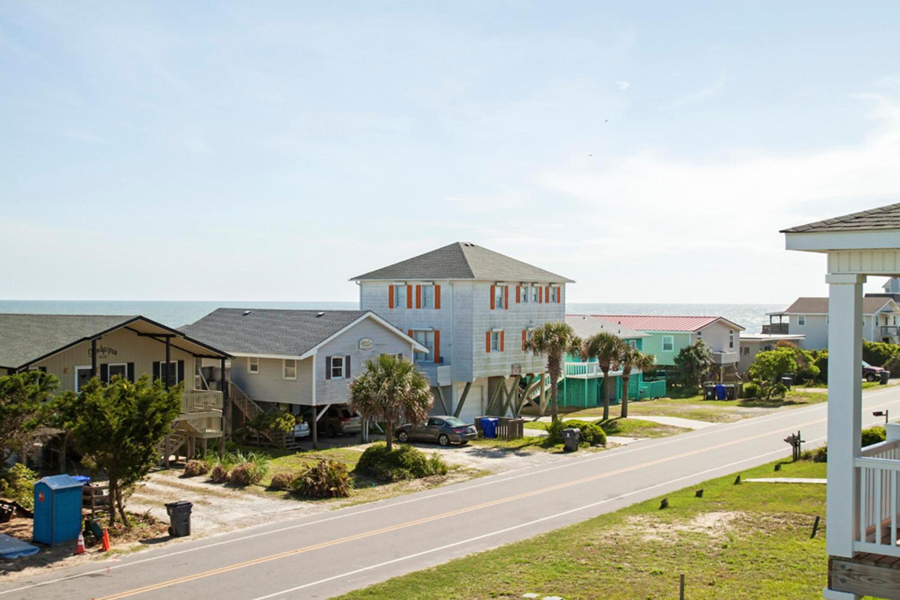 Dont Worry Beach Happy by Oak Island Accommodations view 3
