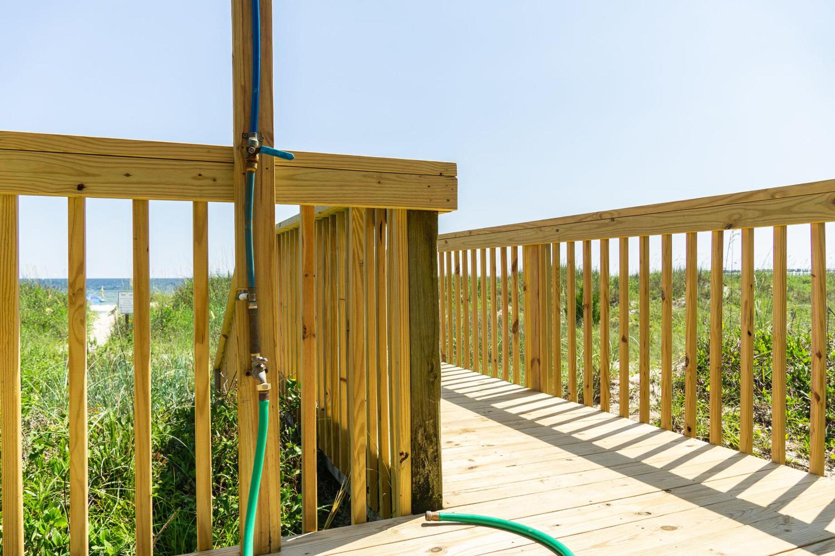 Dreamsicle by Oak Island Accommodations view 3