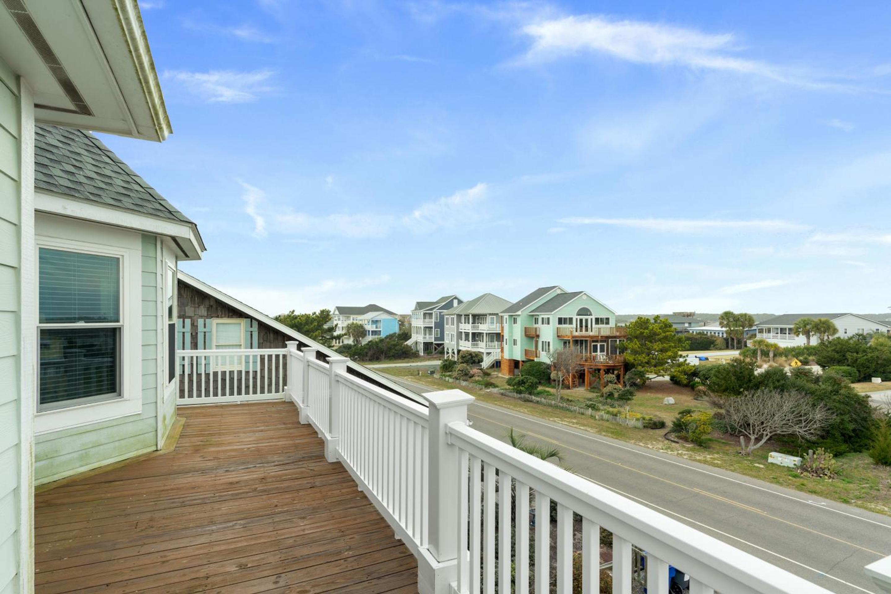Geneva Too by Oak Island Accommodations view 2