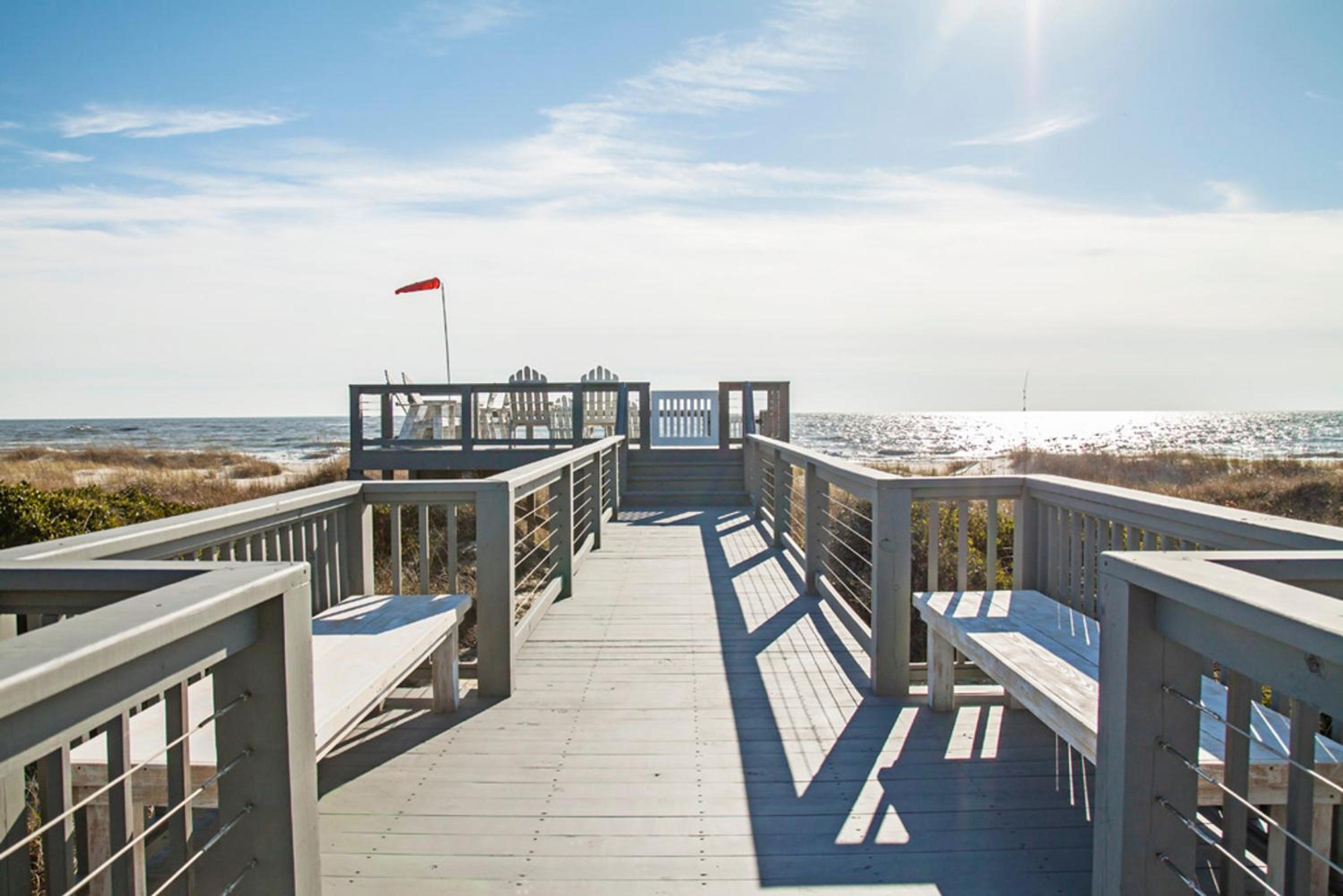 Fairwinds by Oak Island Accommodations view 4