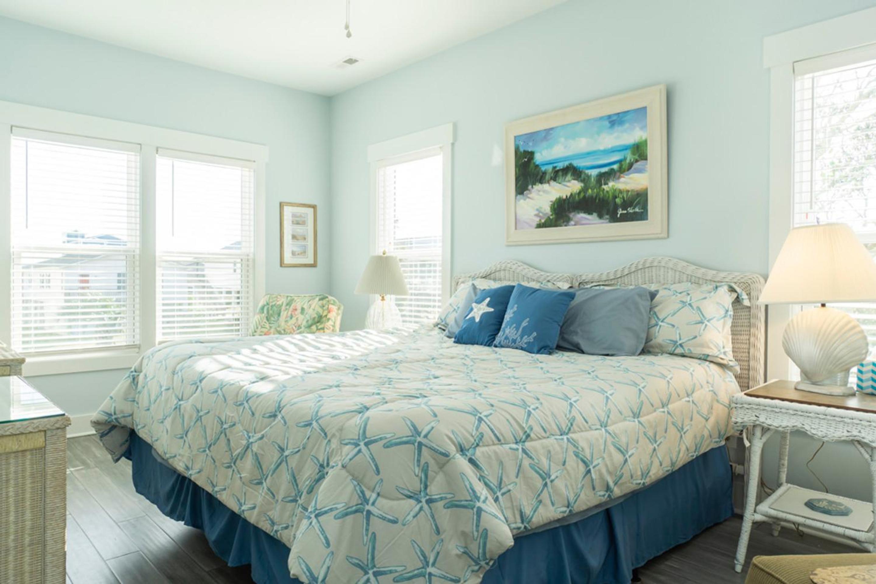 Fountains Folly by Oak Island Accommodations, photo 26