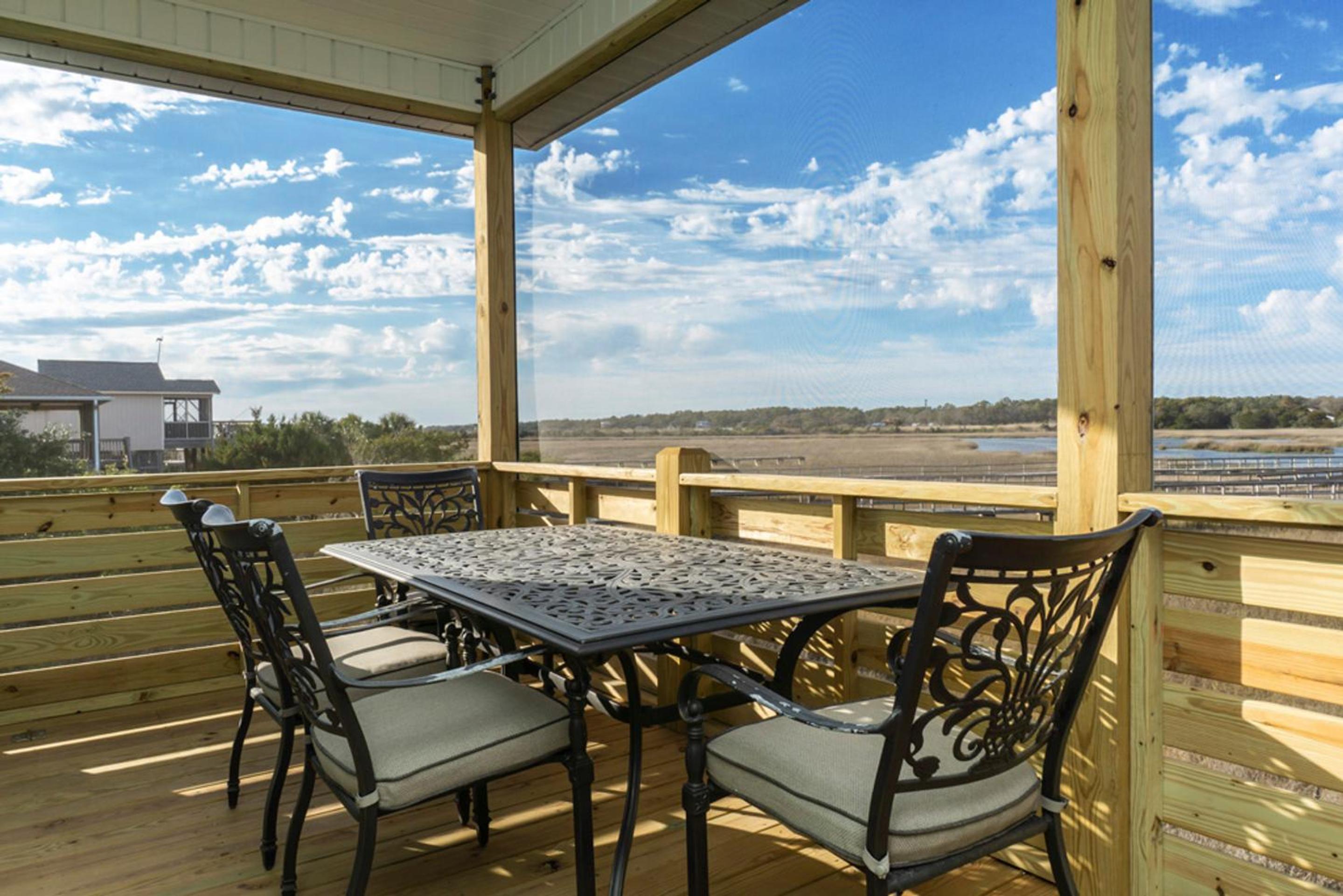 Fountains Folly by Oak Island Accommodations, photo 101